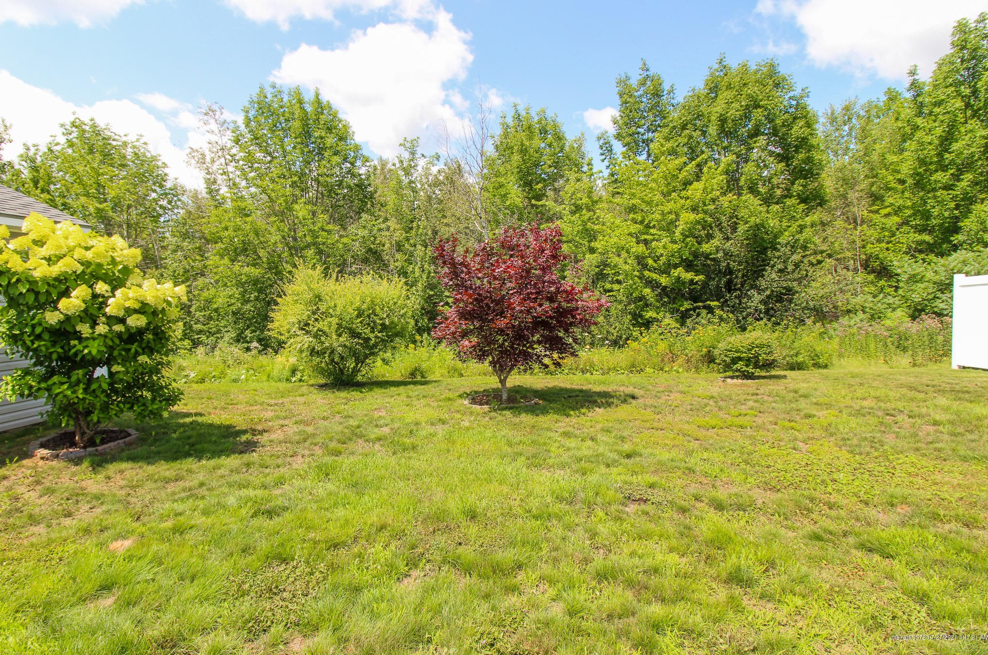 9 Ledge Cir, Bangor ME  04401-2594 exterior