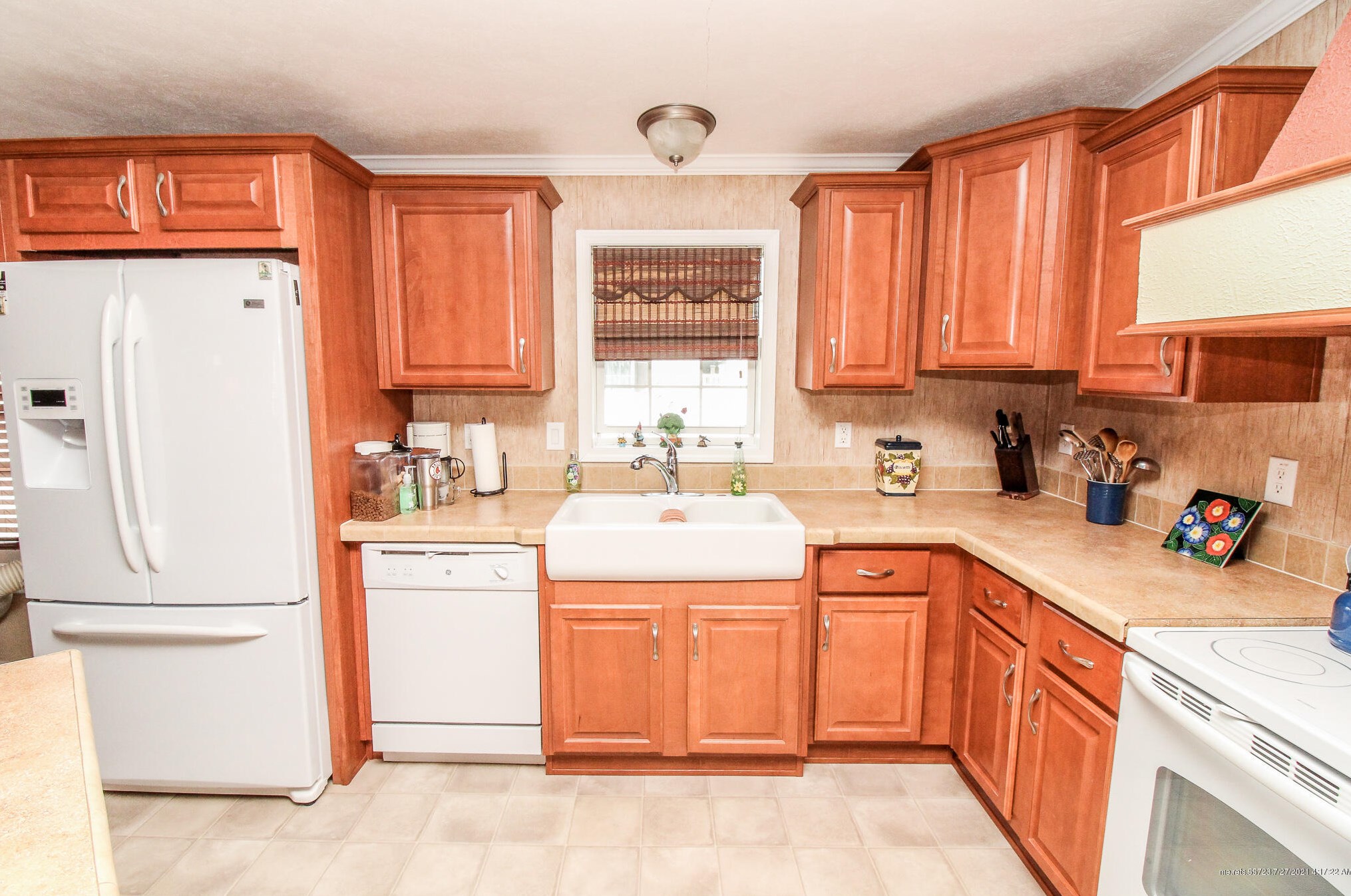 9 Ledge Cir, Bangor ME  04401-2594 exterior