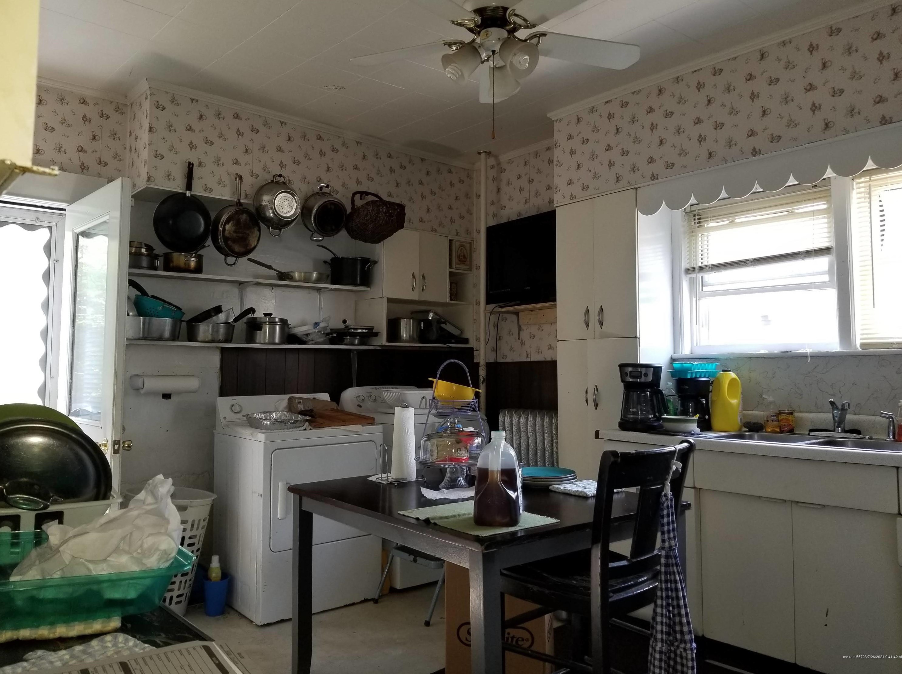 11 Pleasant St, Milo, ME 04463