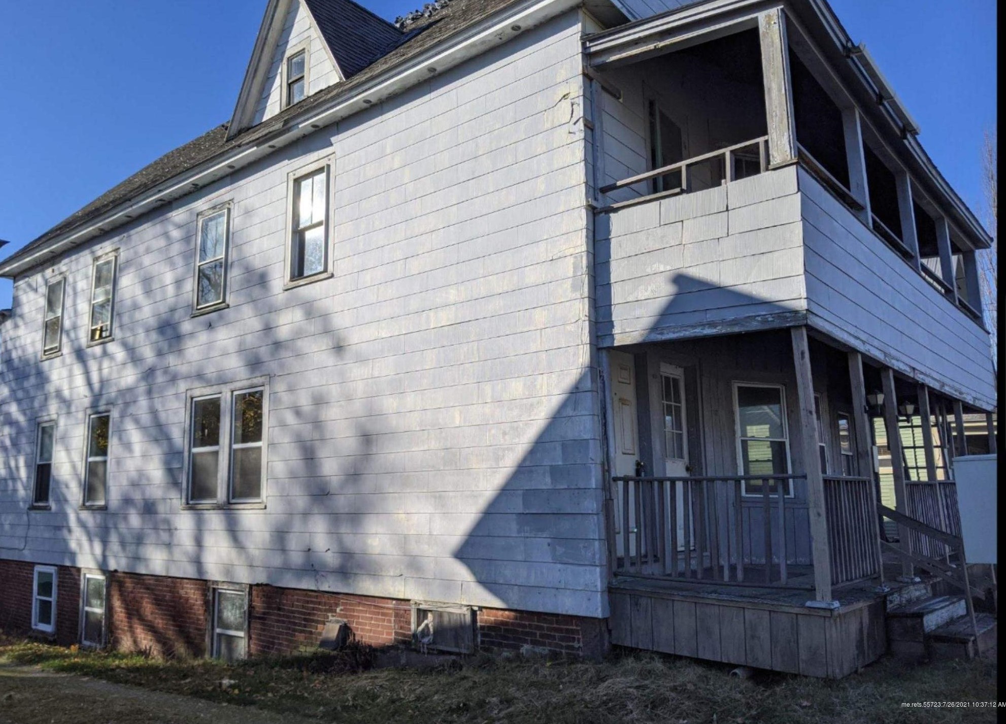 52 Central St, Millinocket, ME 04462