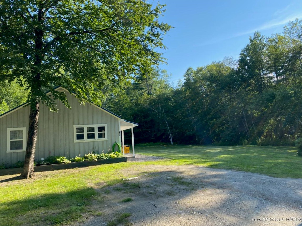 84 Cross Ln, Swanville, ME 04915
