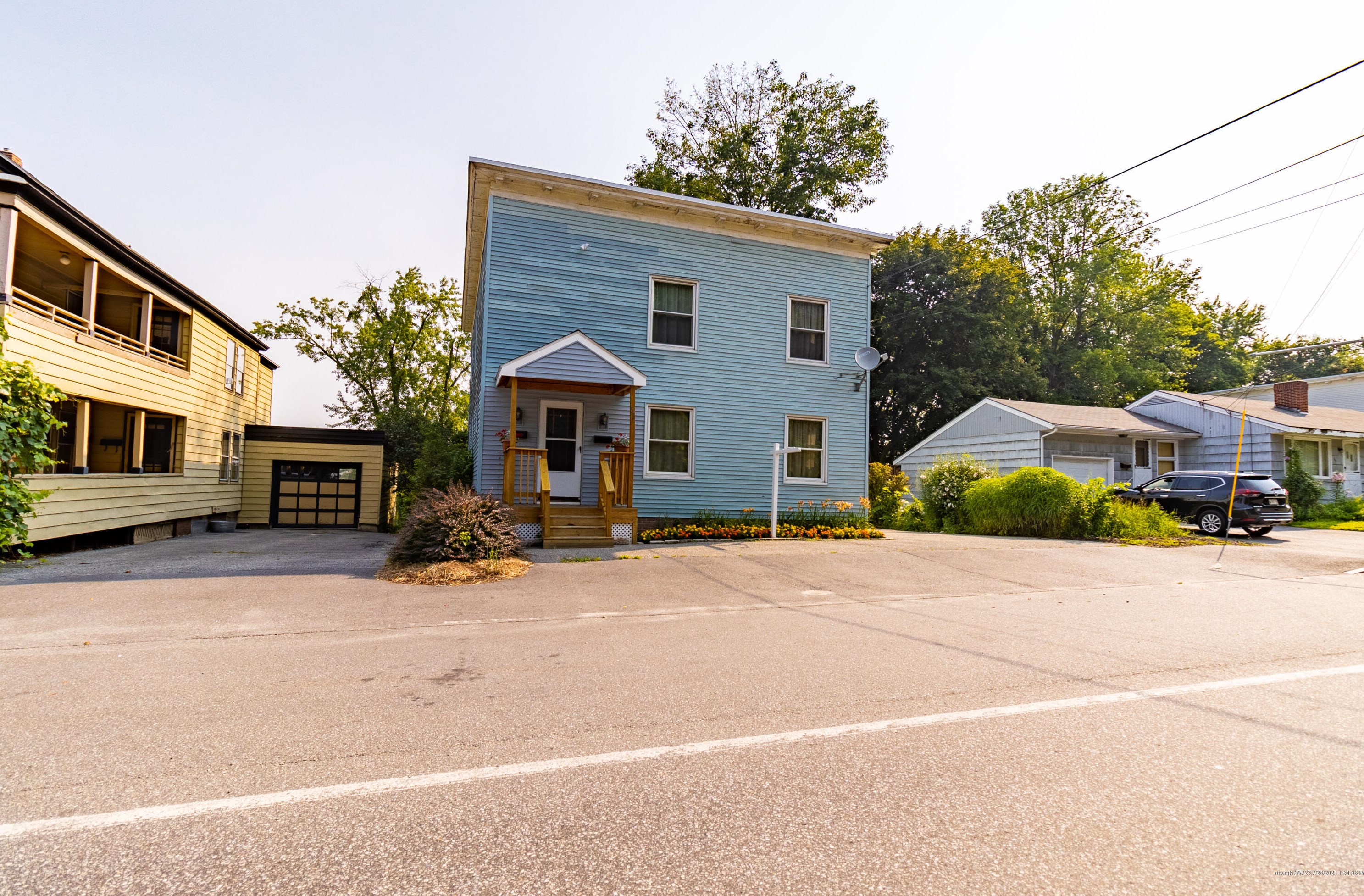 58 Riverside Dr, Auburn ME  04210-6846 exterior