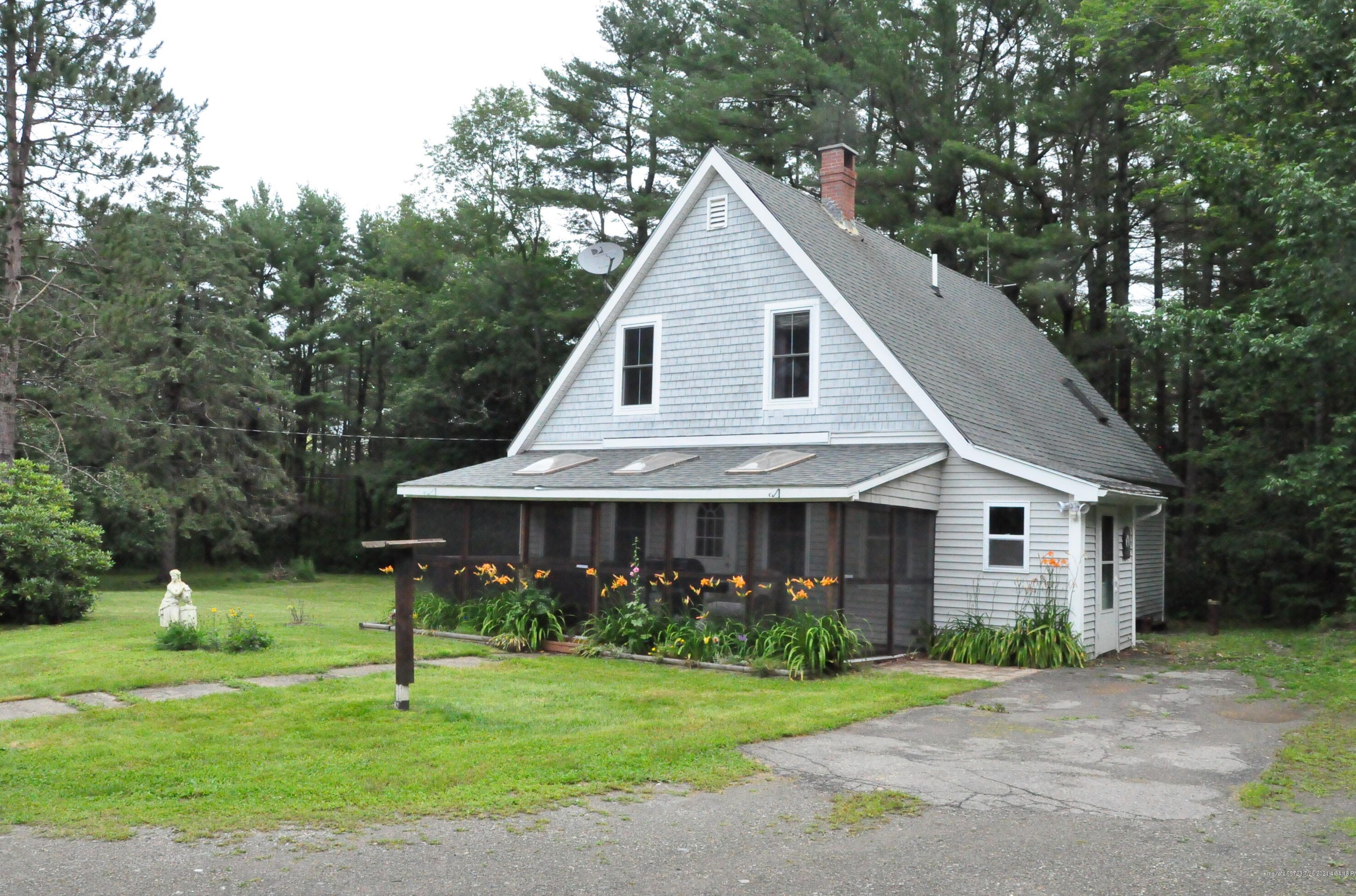 18 Hackett Rd, Winterport, ME 04496