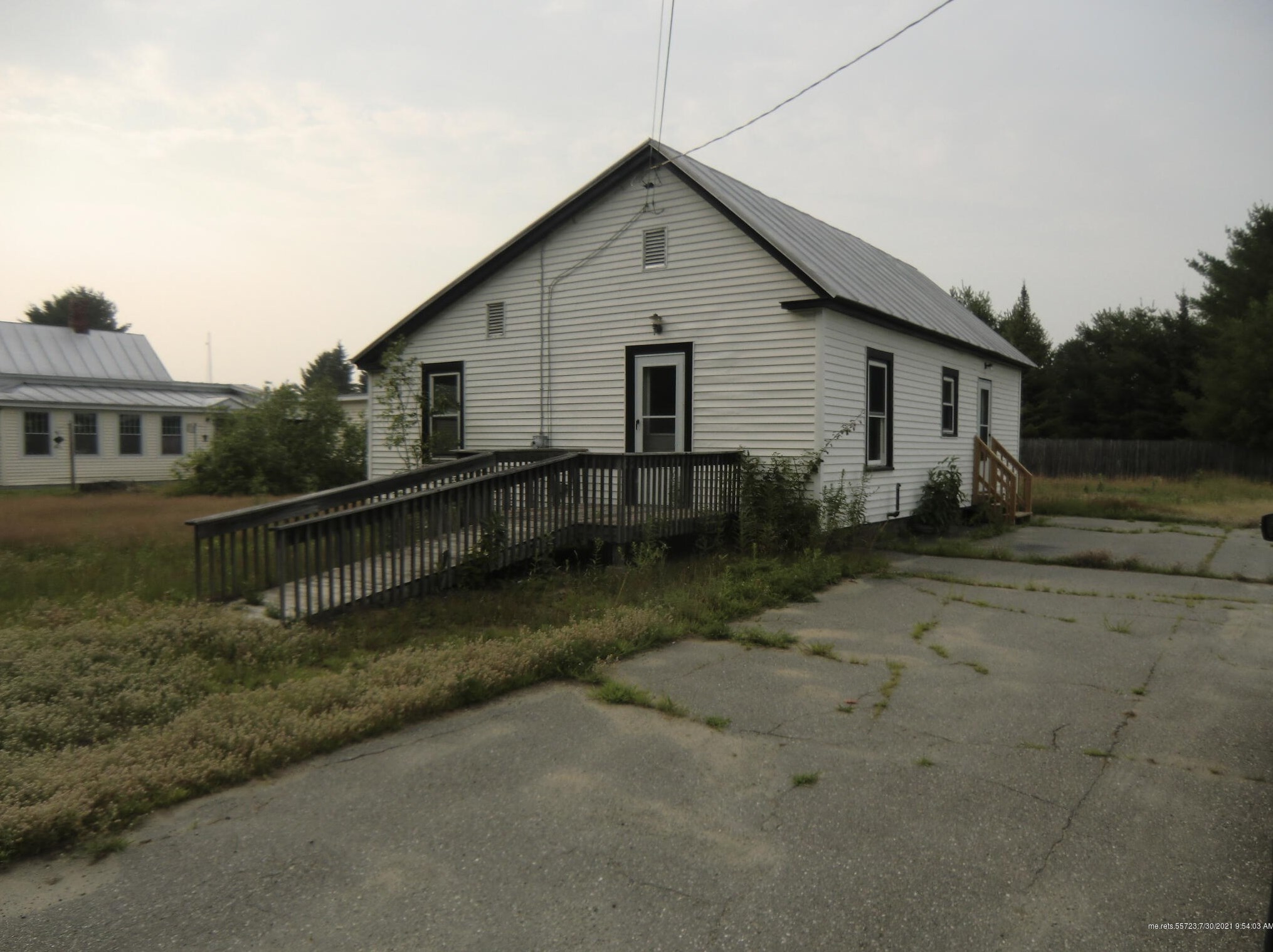 44 Dr Mann Rd, Skowhegan, ME 04976