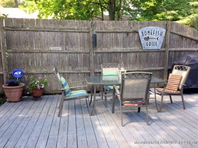 22 Prospect St, Skowhegan ME  04976-1912 exterior