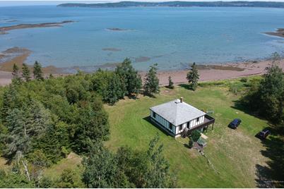 2 Bayview Drive - Photo 1