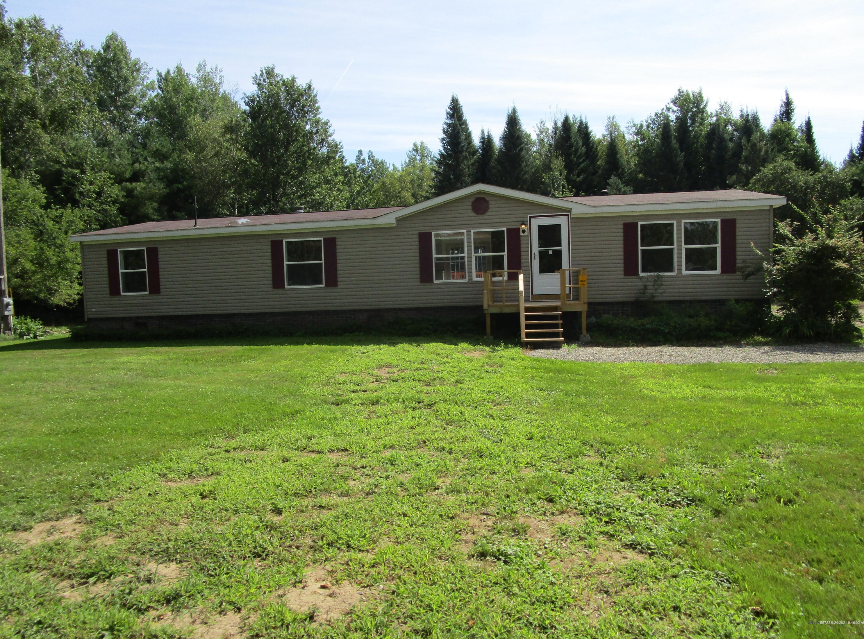 341 Dodlin Rd, Enfield, ME 04493