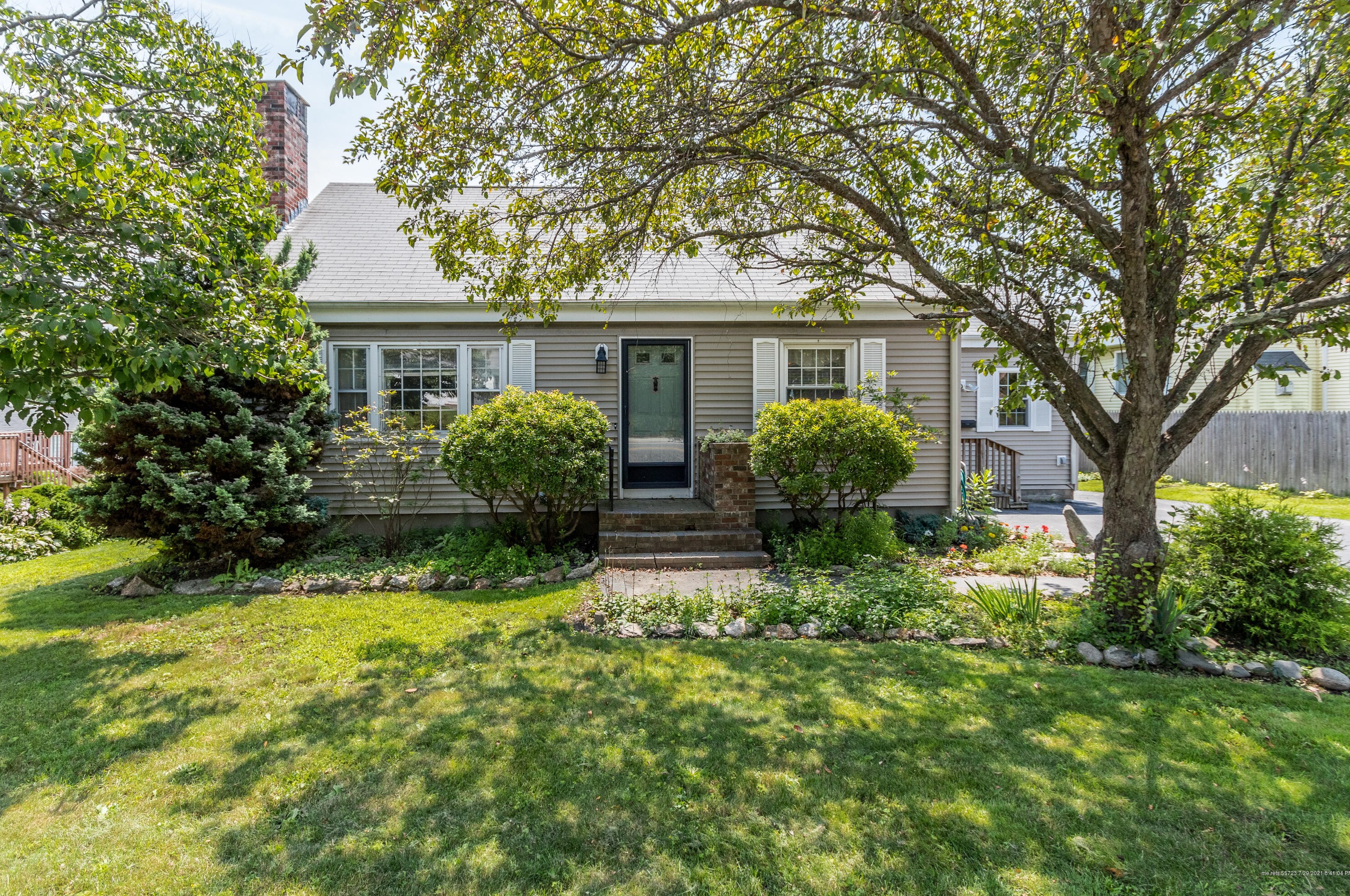 1580 Broadway, Portland, ME 04106-3423