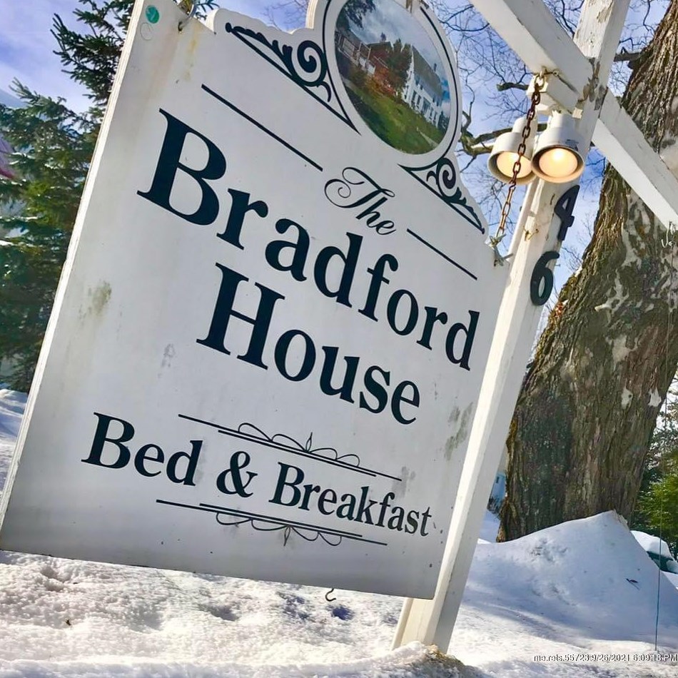 46 Main St, Mount Chase, ME 04765