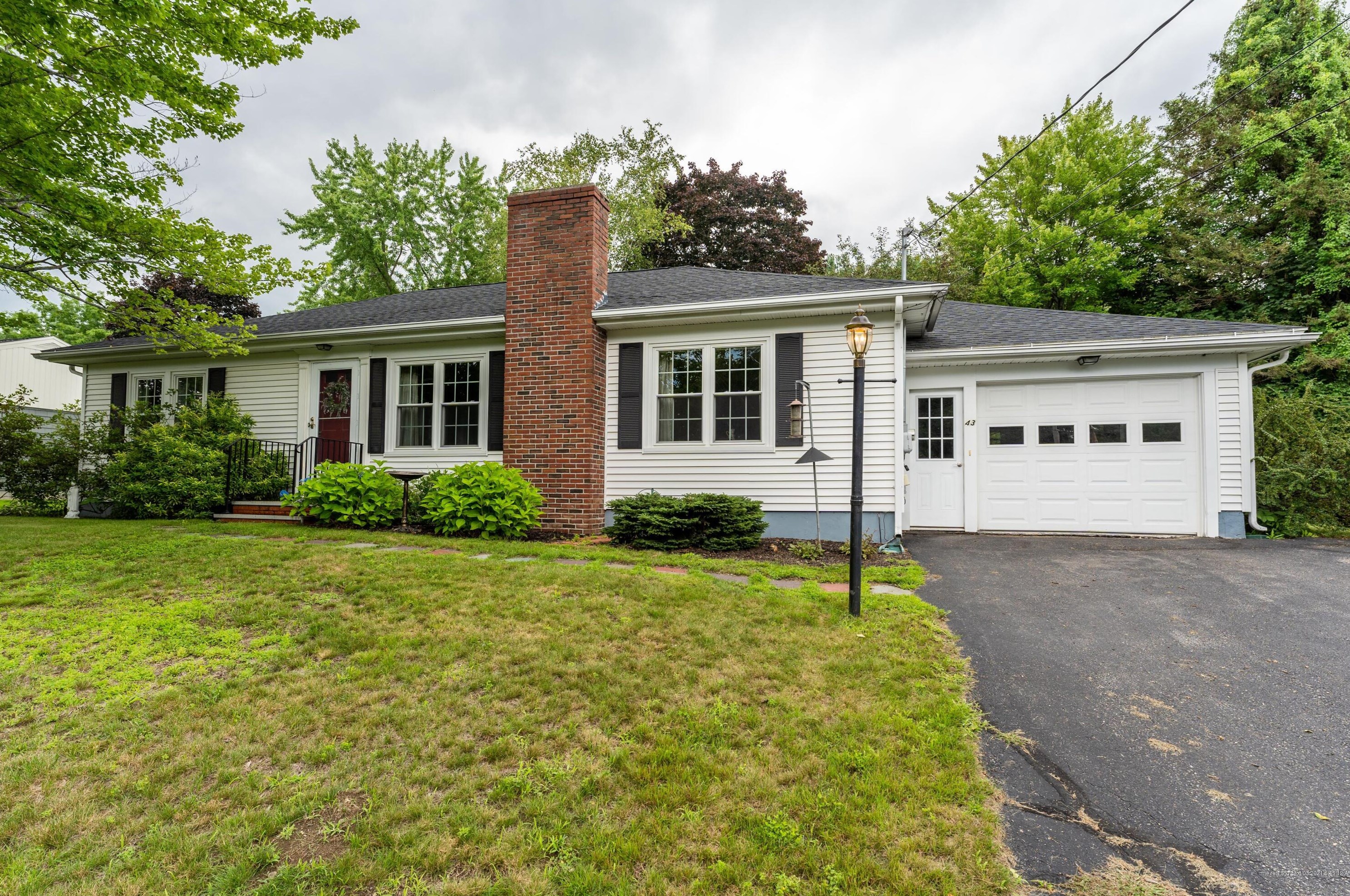 43 Westwood Rd, Augusta, ME 04330