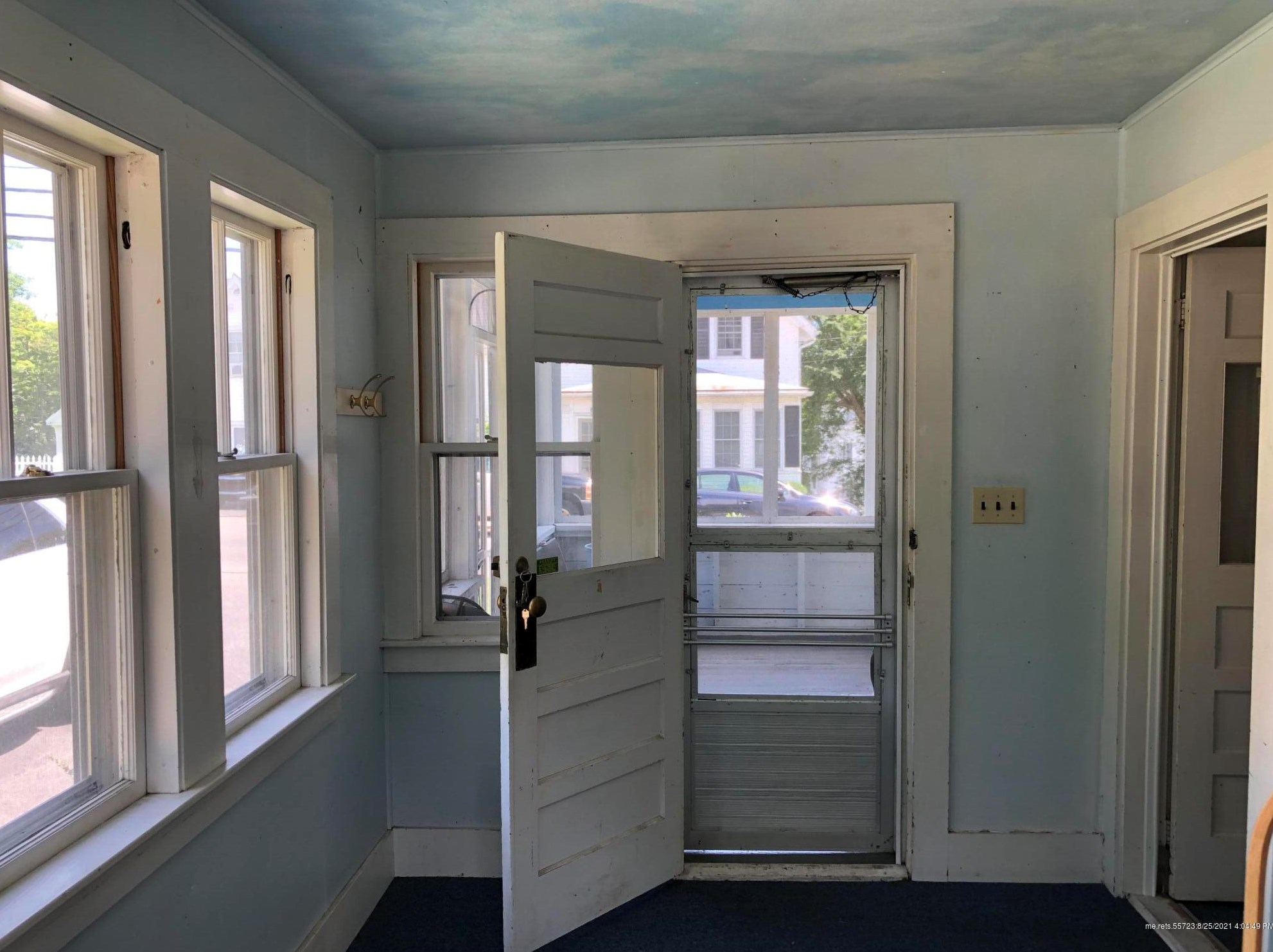 62 Oak St, Boothbay Harbor, ME 04538