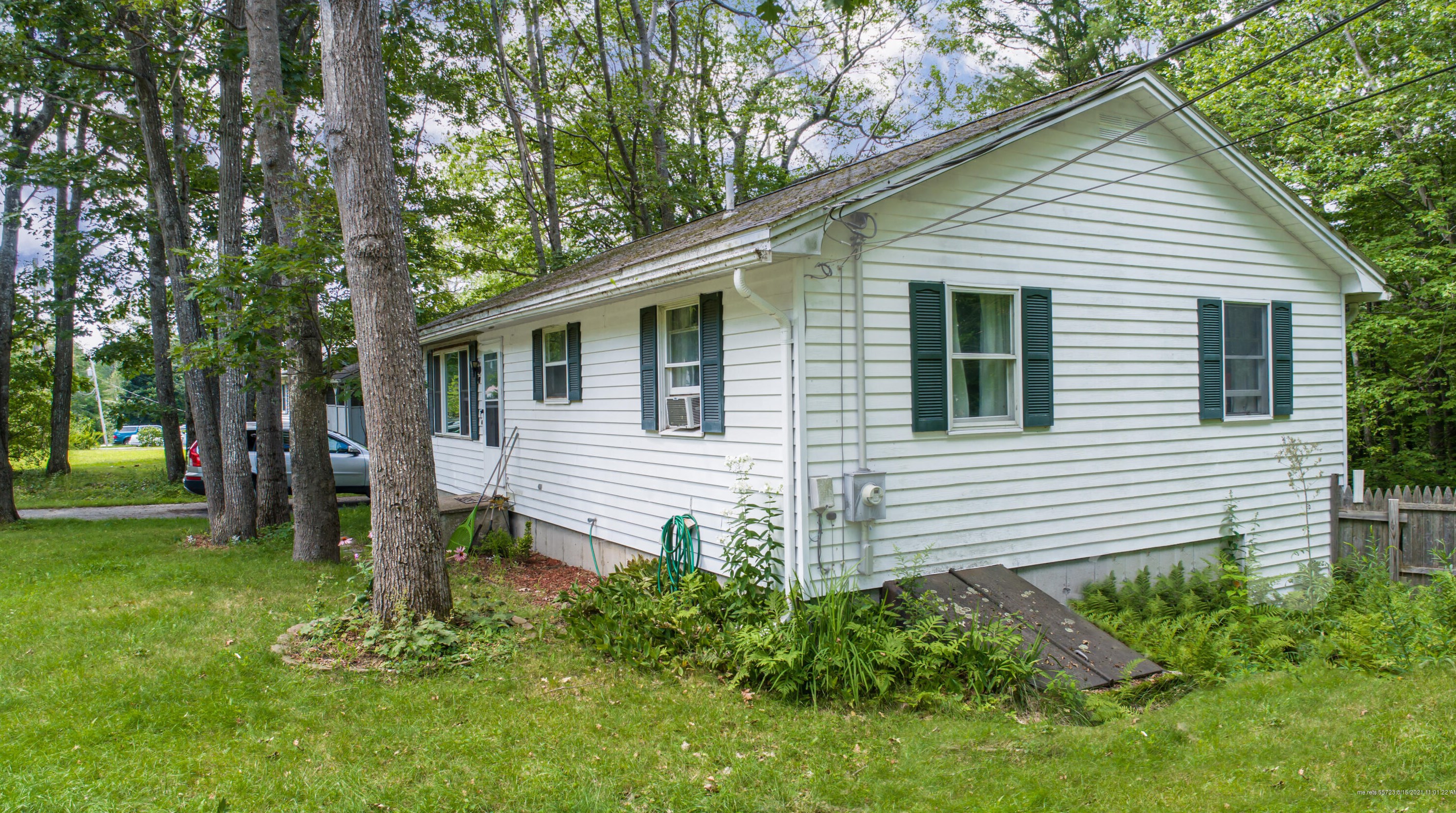 40 Crossman St, Lisbon, ME 04252