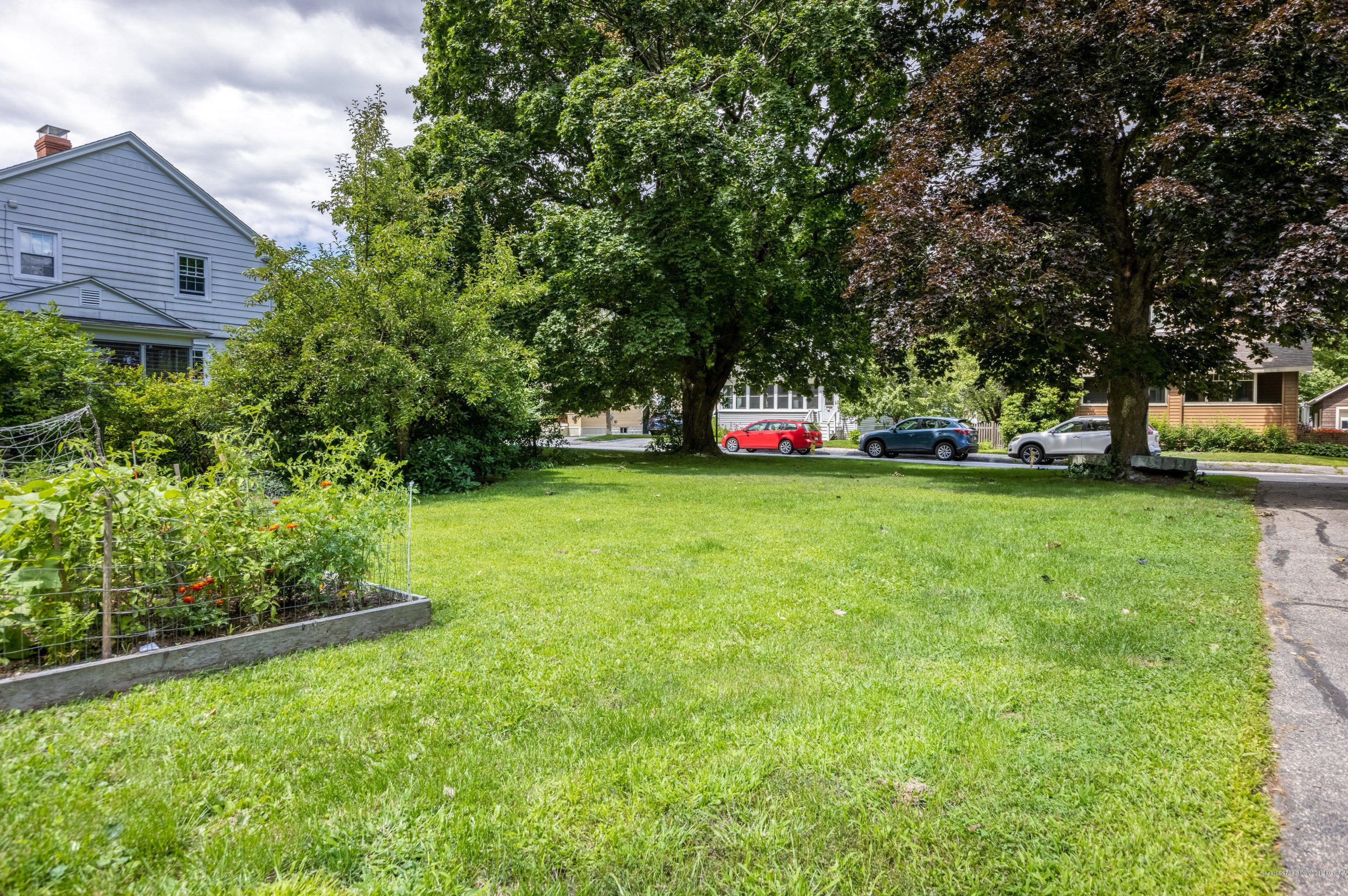 15 Locke St, Saco ME 04072-2830 exterior