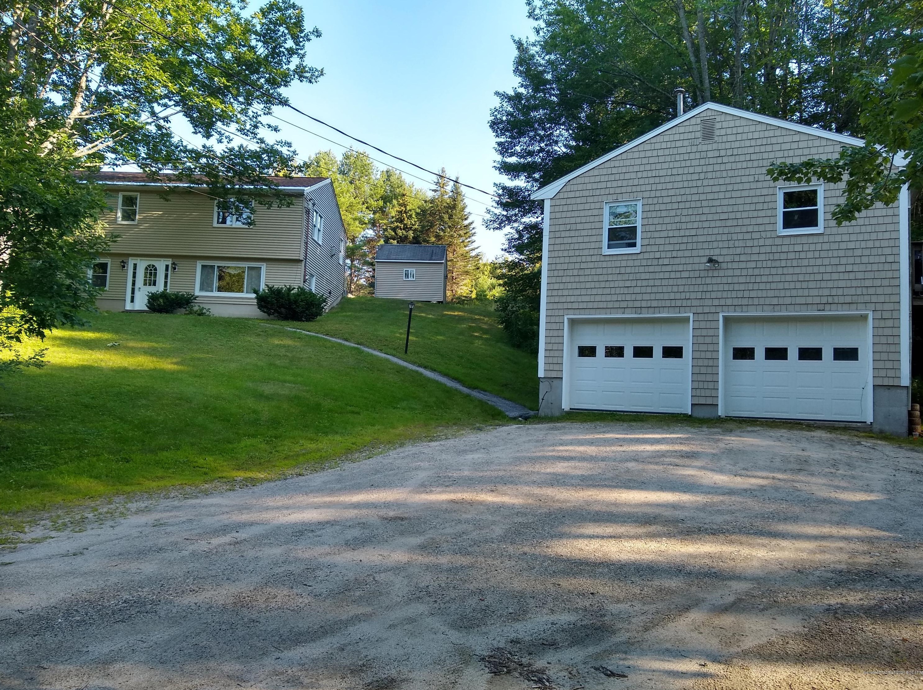 82 Long Hill Rd, Gray, ME 04039