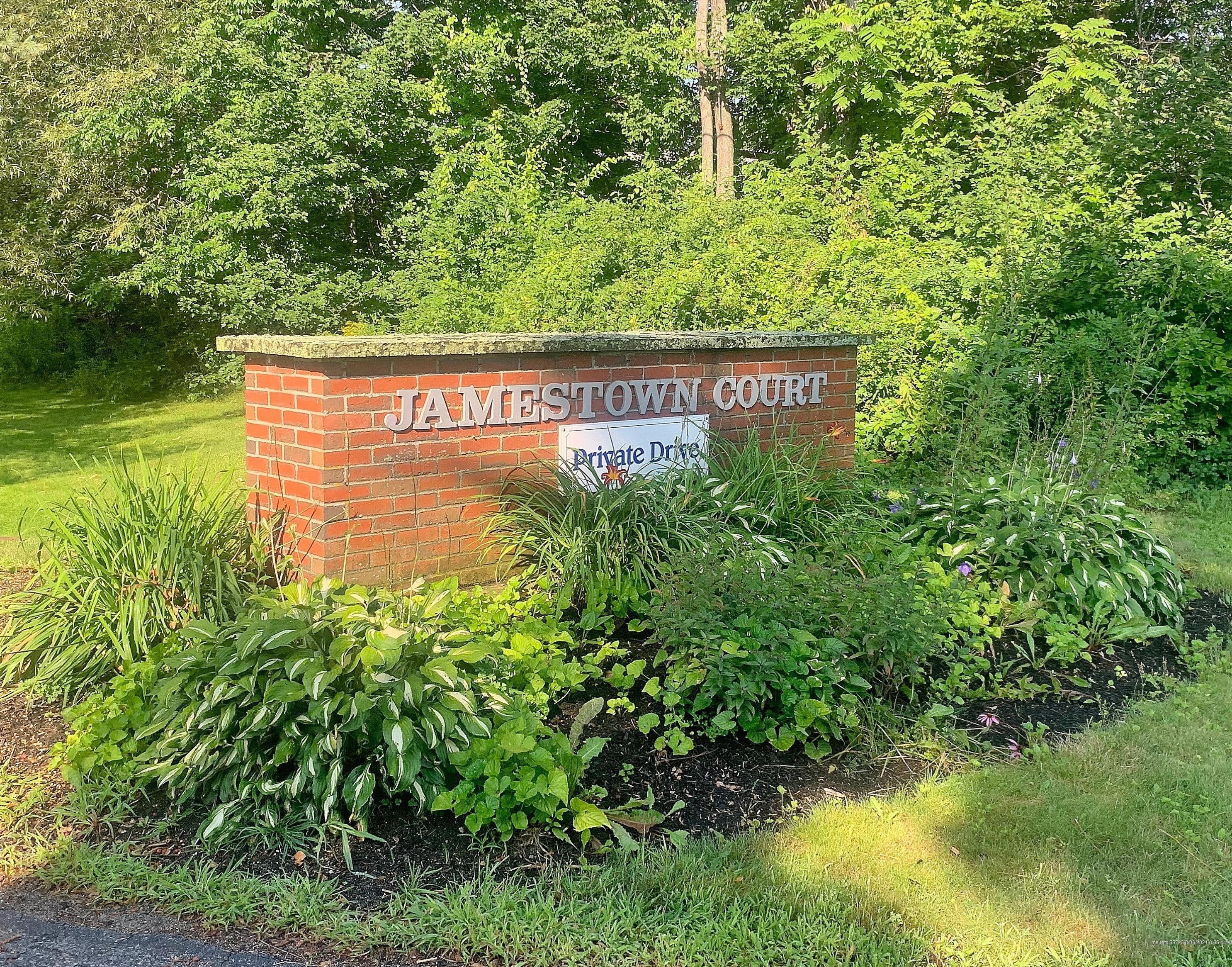 1 Jamestown Ct, Portland ME  04106-3430 exterior