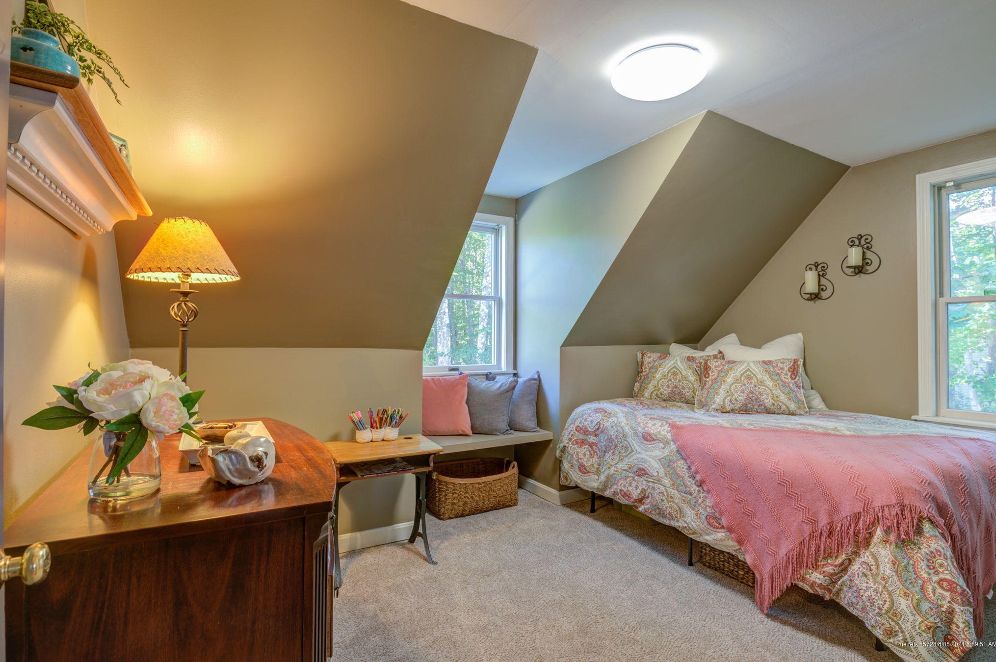 5 Pemberly Dr, Windham ME  04062-5040 exterior