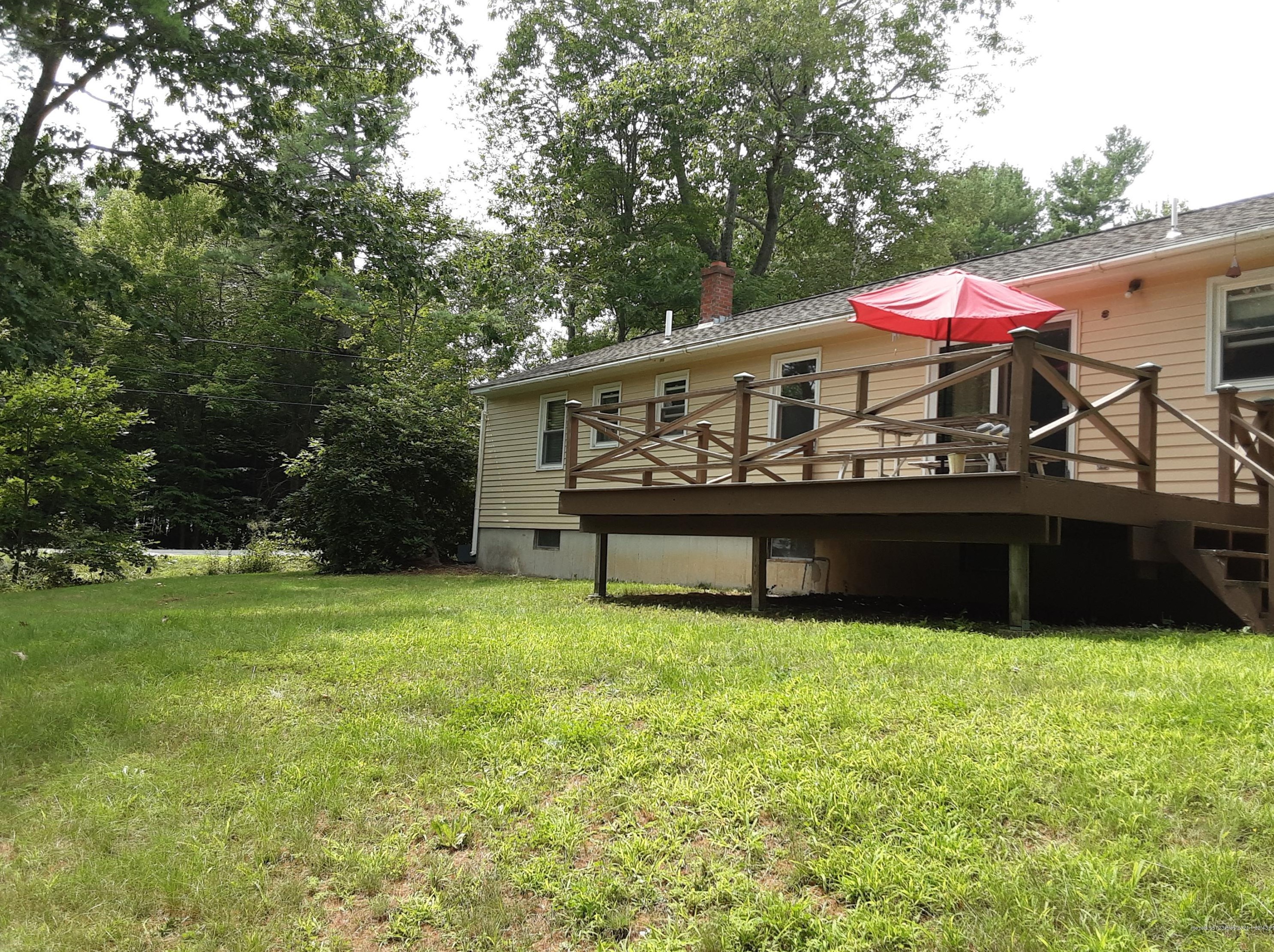 82 Almar St, Farmingdale, ME 04344