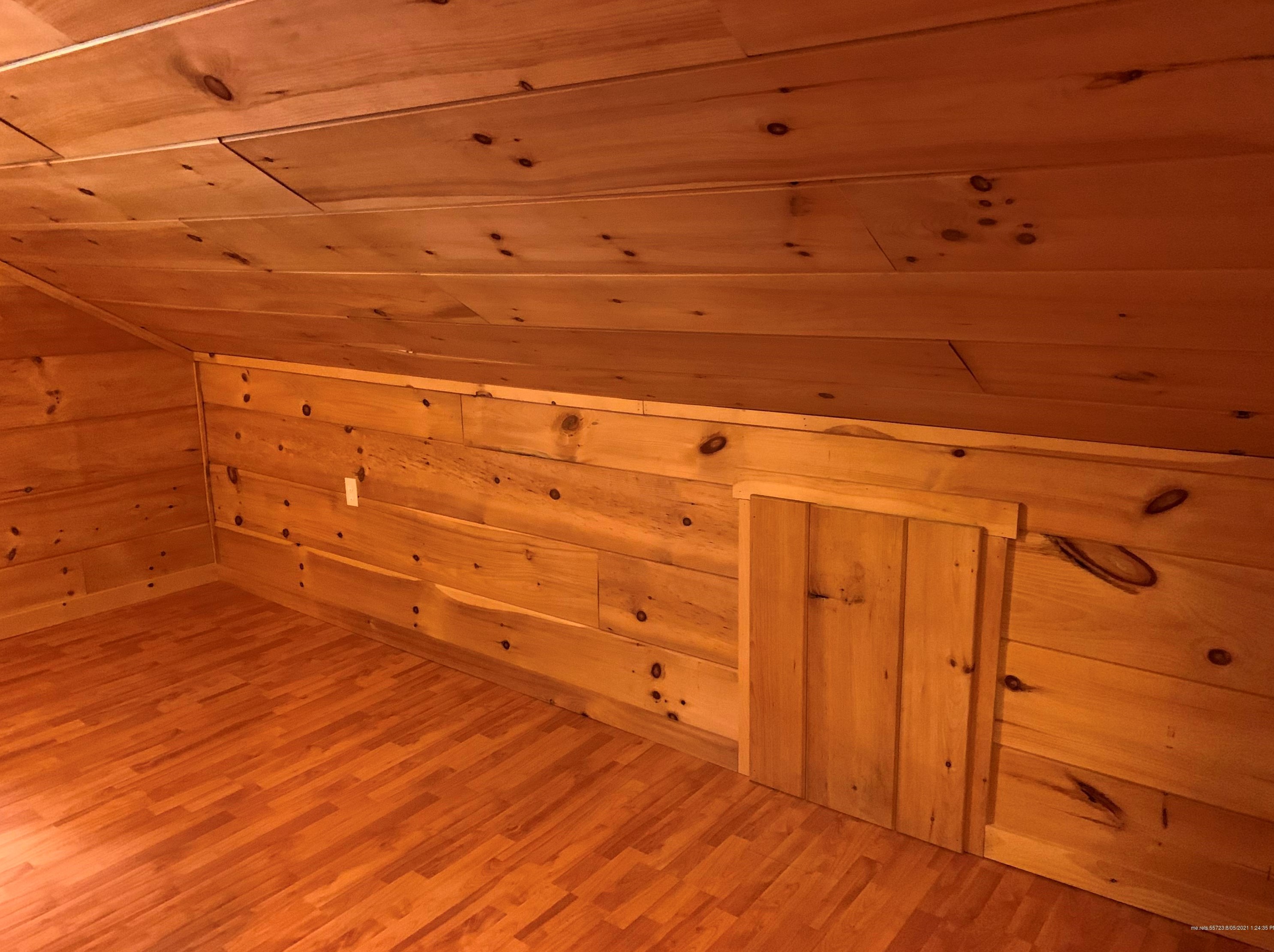 28 Winter St, Madison ME  04950-1414 exterior