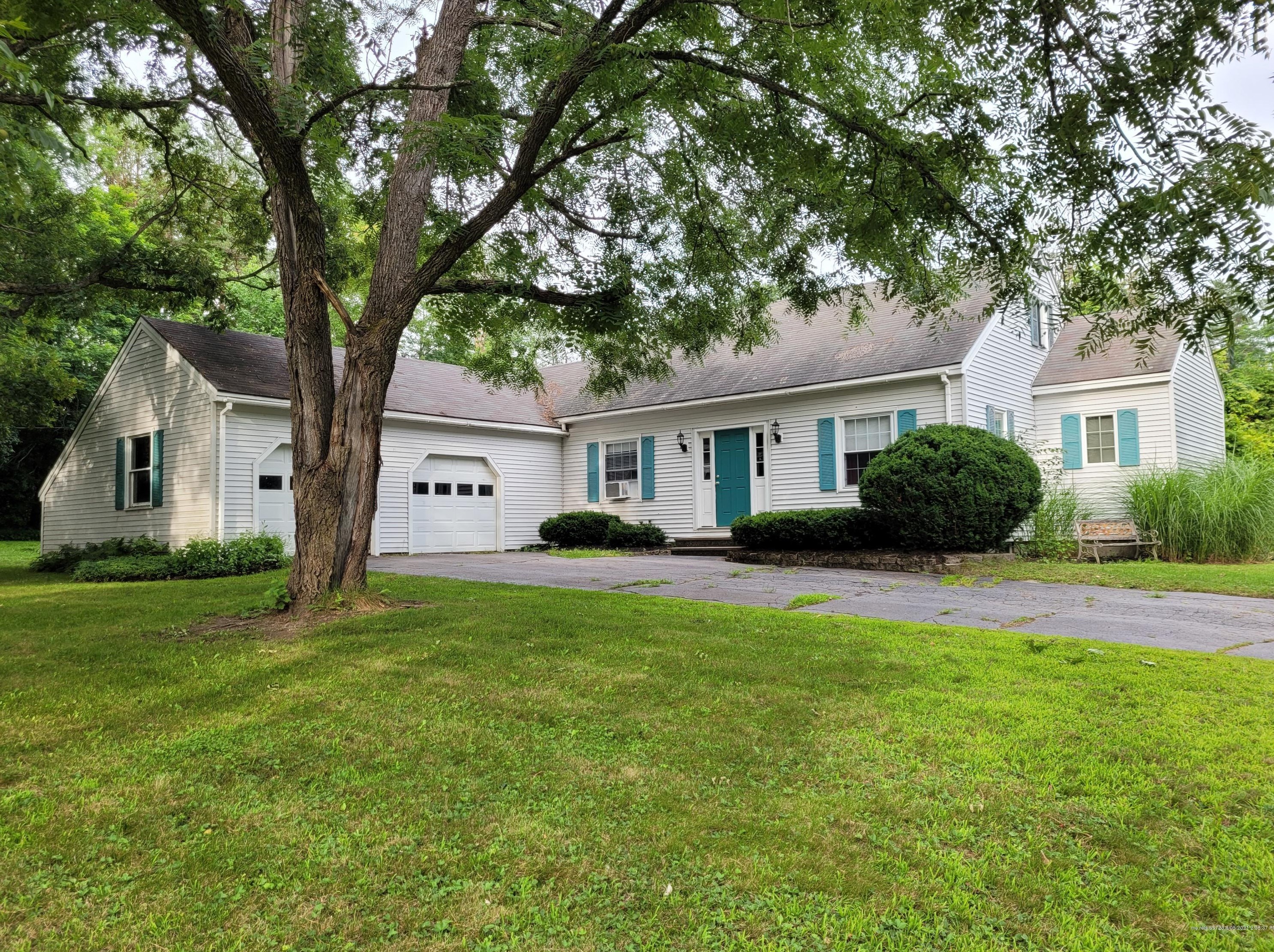 356 Bassett Rd, Waterville, ME 04901