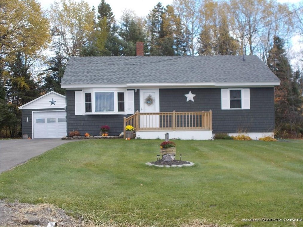 102 Cote Rd, Limestone, ME 04750-6569