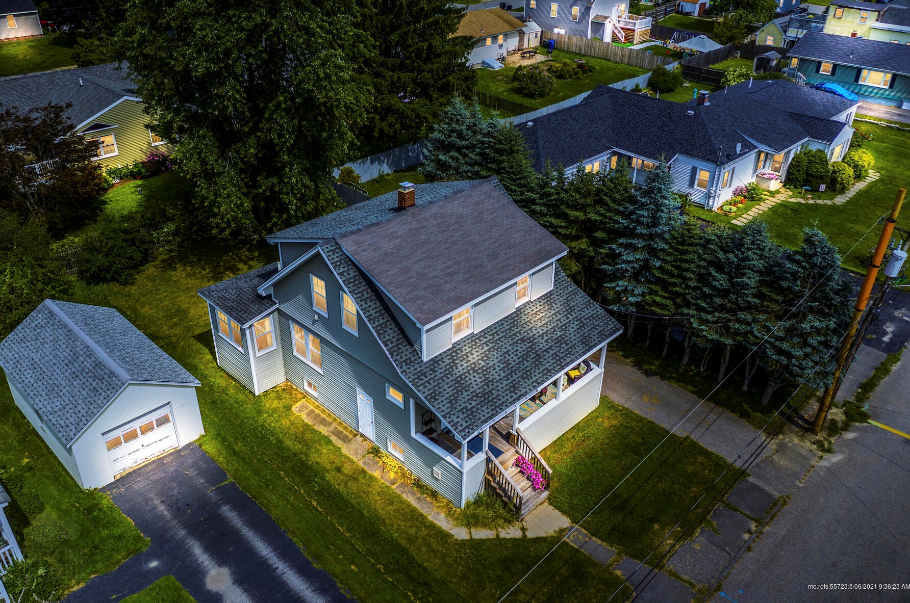 127 Myrtle St, Westbrook ME  04092-3019 exterior