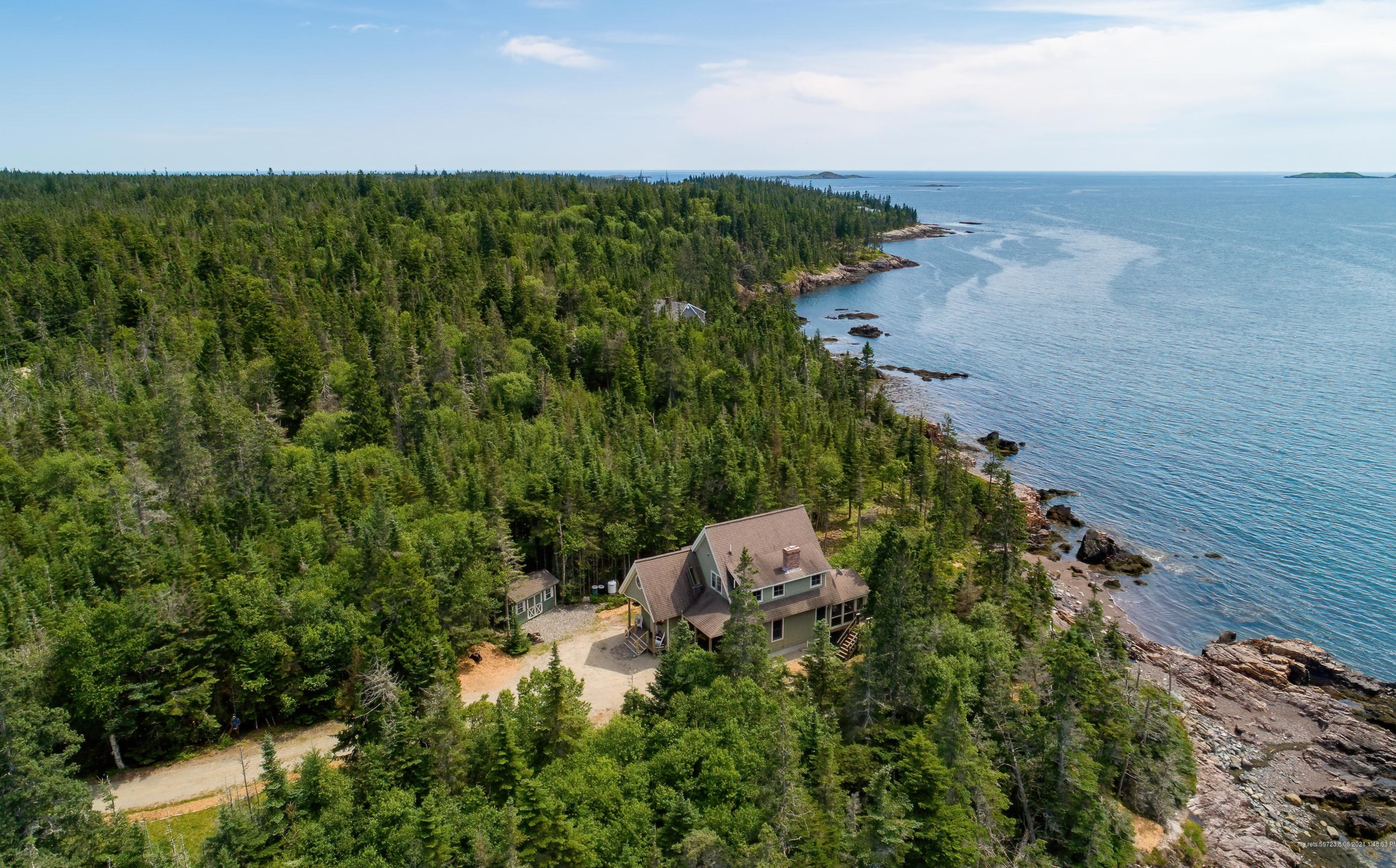 39 S Ocean Rd, Machiasport, ME 04655