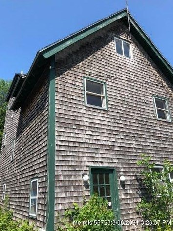 21 Des Isle Ave, Bar Harbor, ME 04609 exterior