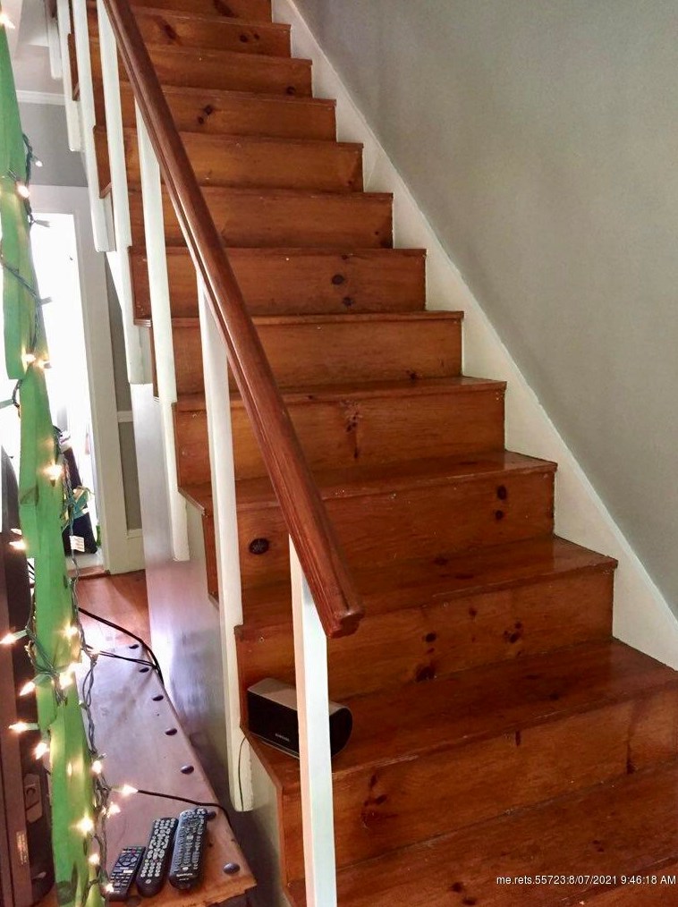 76 Towle St, Buxton ME  04093-3953 exterior