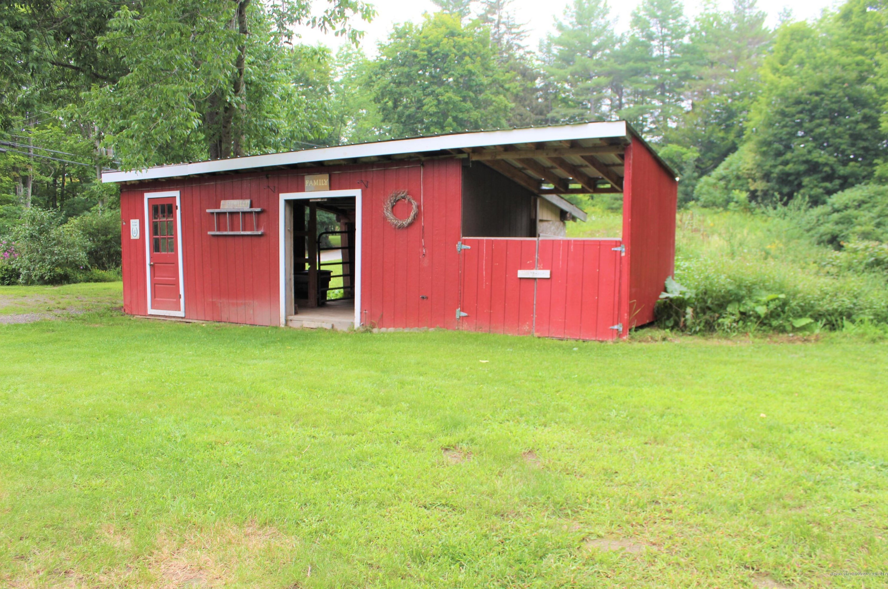 36 Morrill Rd, Readfield ME  04355-3929 exterior