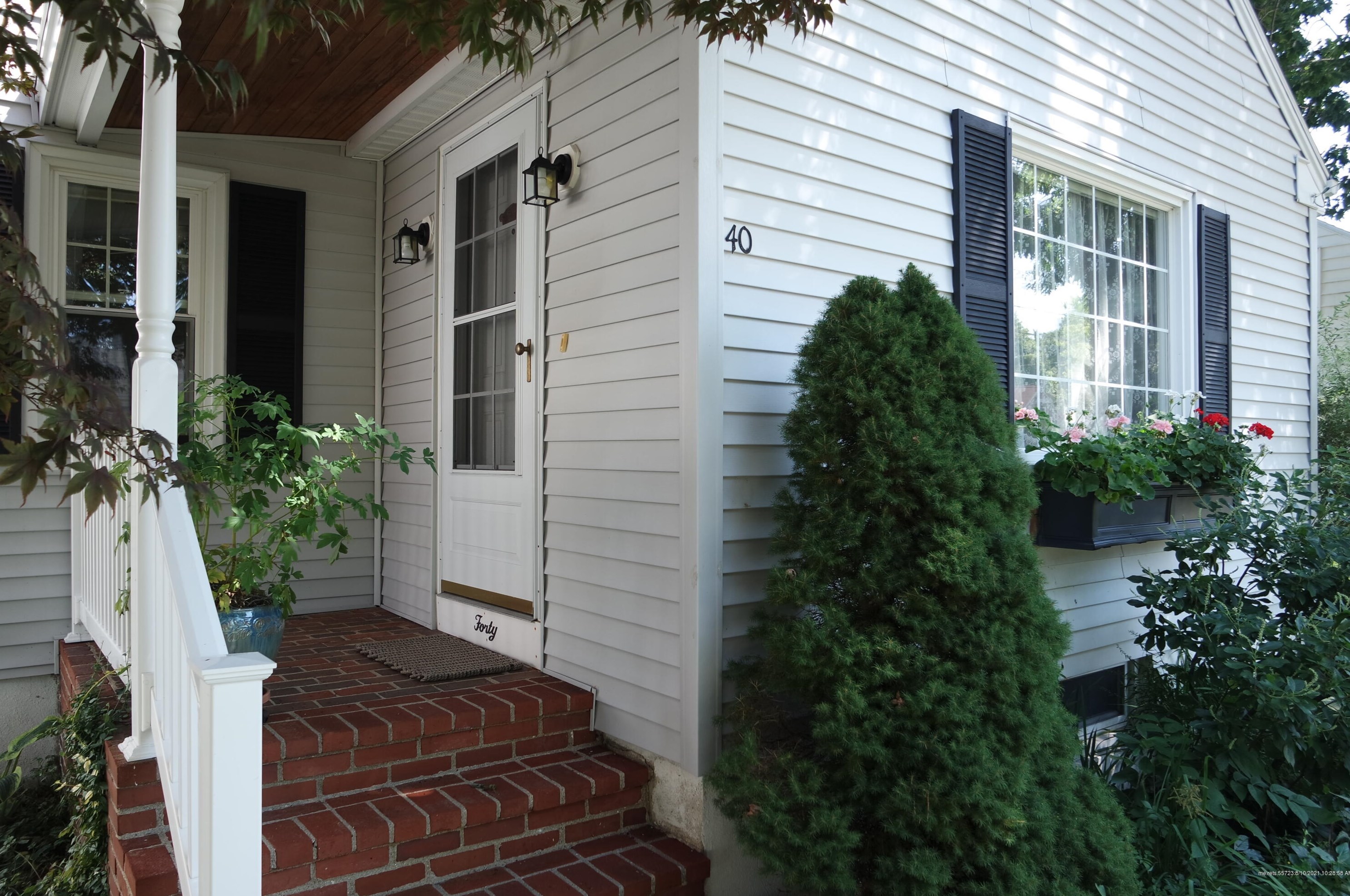 40 Scamman St, Portland ME  04106-4534 exterior