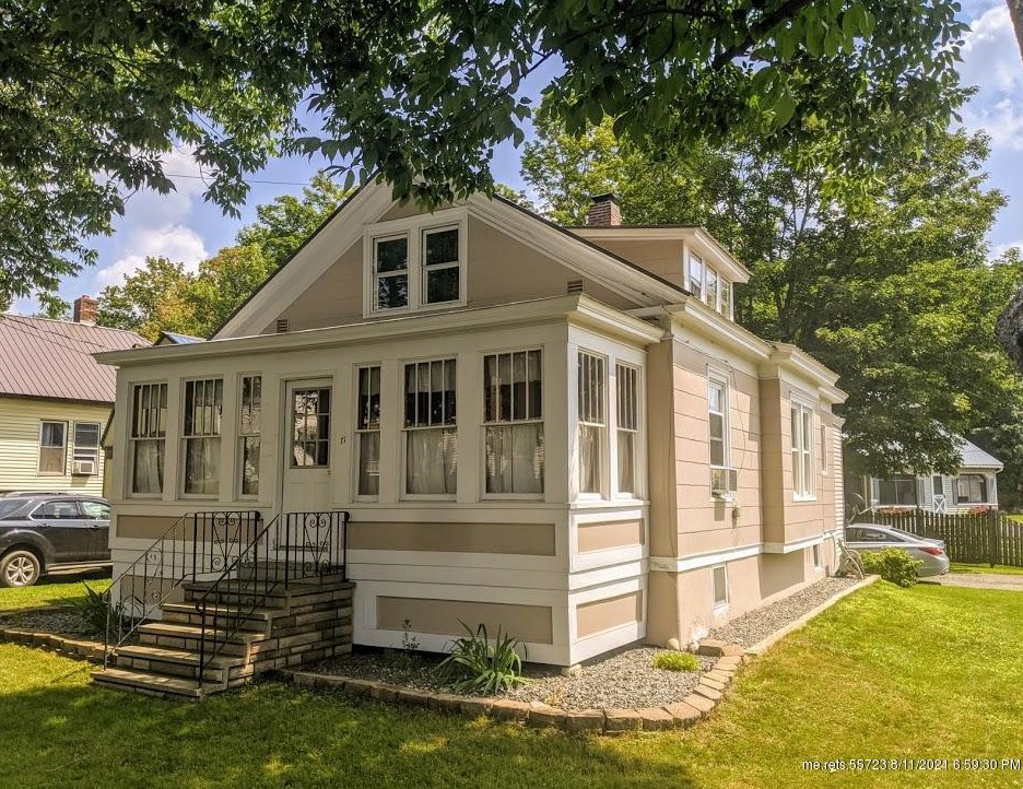 71 Summer St, Sebec, ME 04426