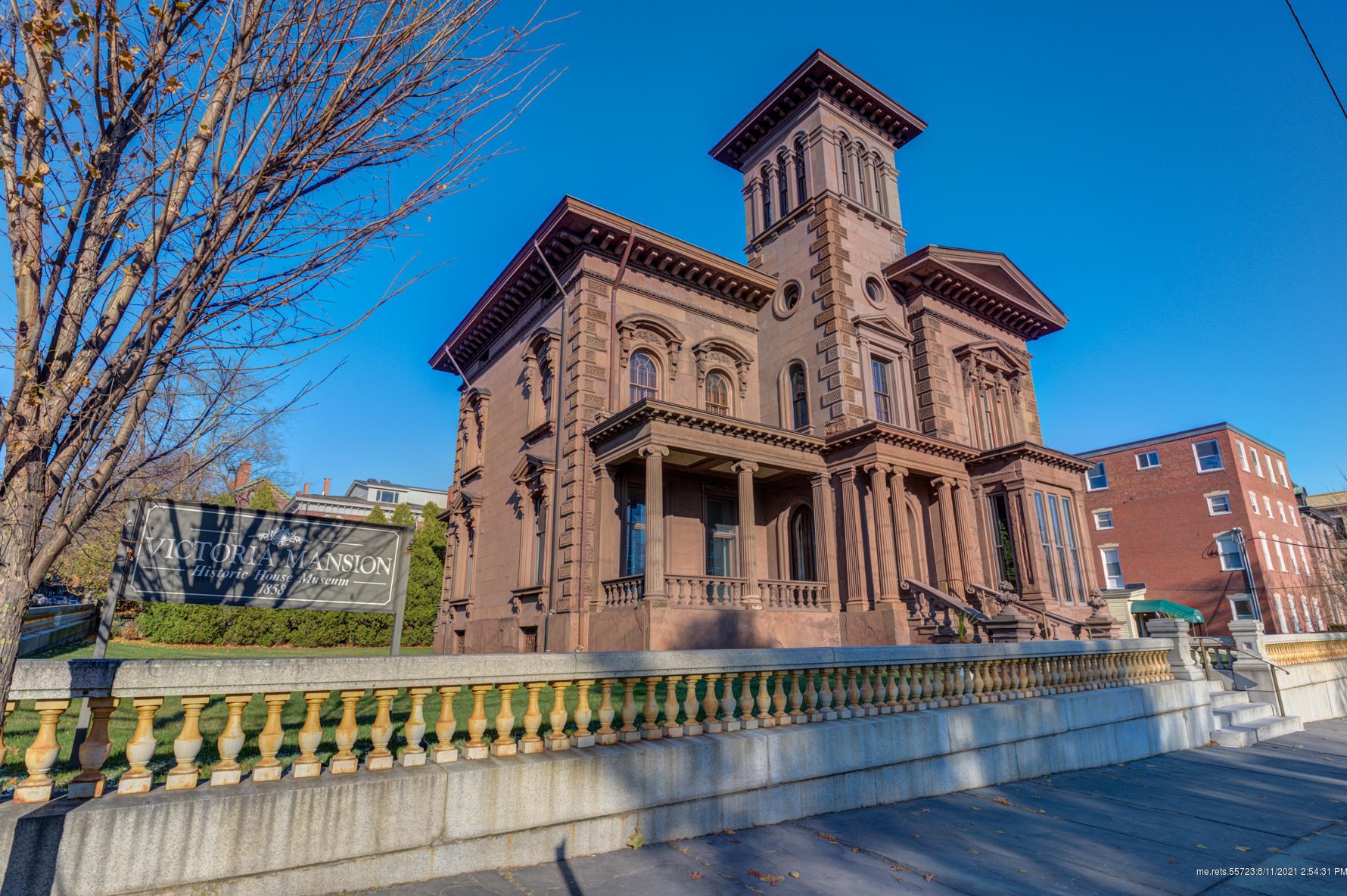 112 Clark St, Portland ME  04102-3802 exterior