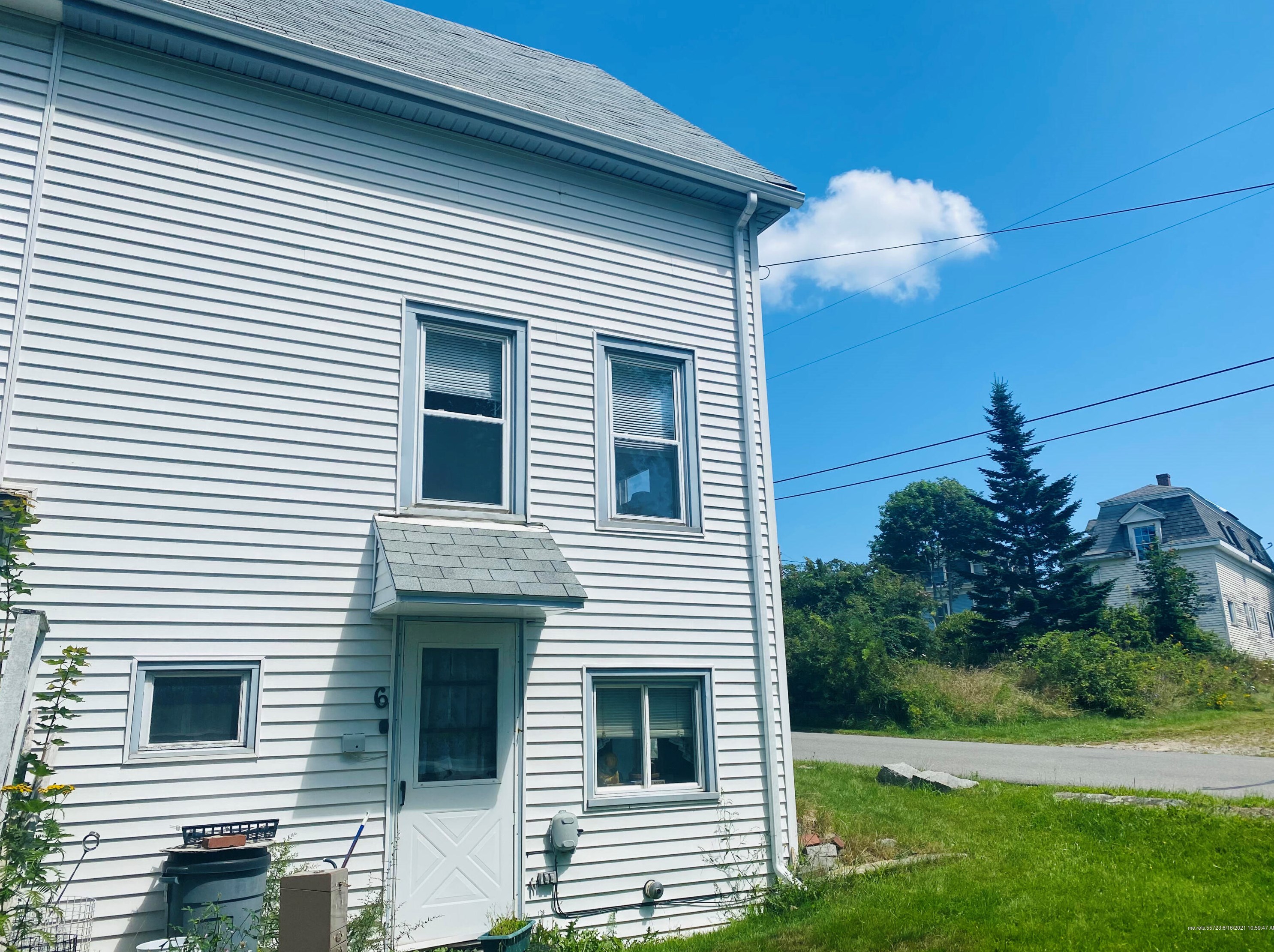 3 School St #102, Vinalhaven, ME 04863