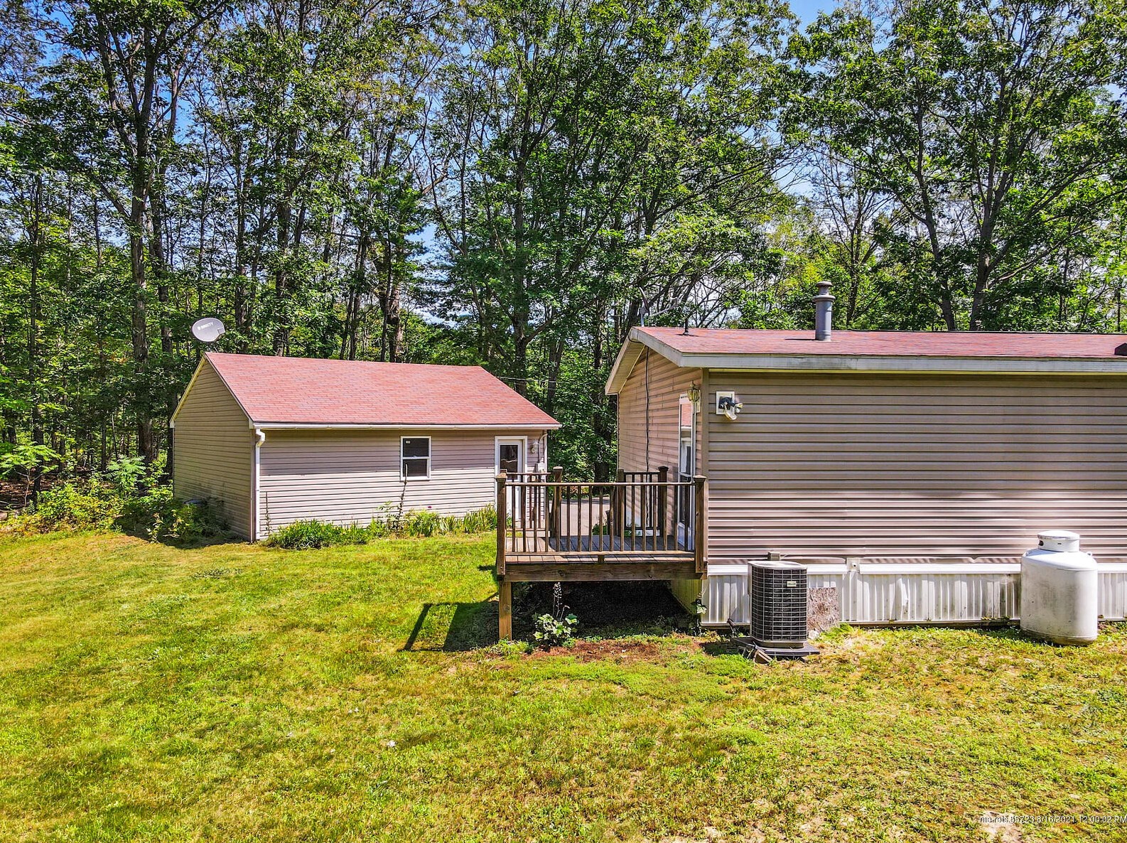14 Bennett Ln, Pittston ME  04345-6076 exterior