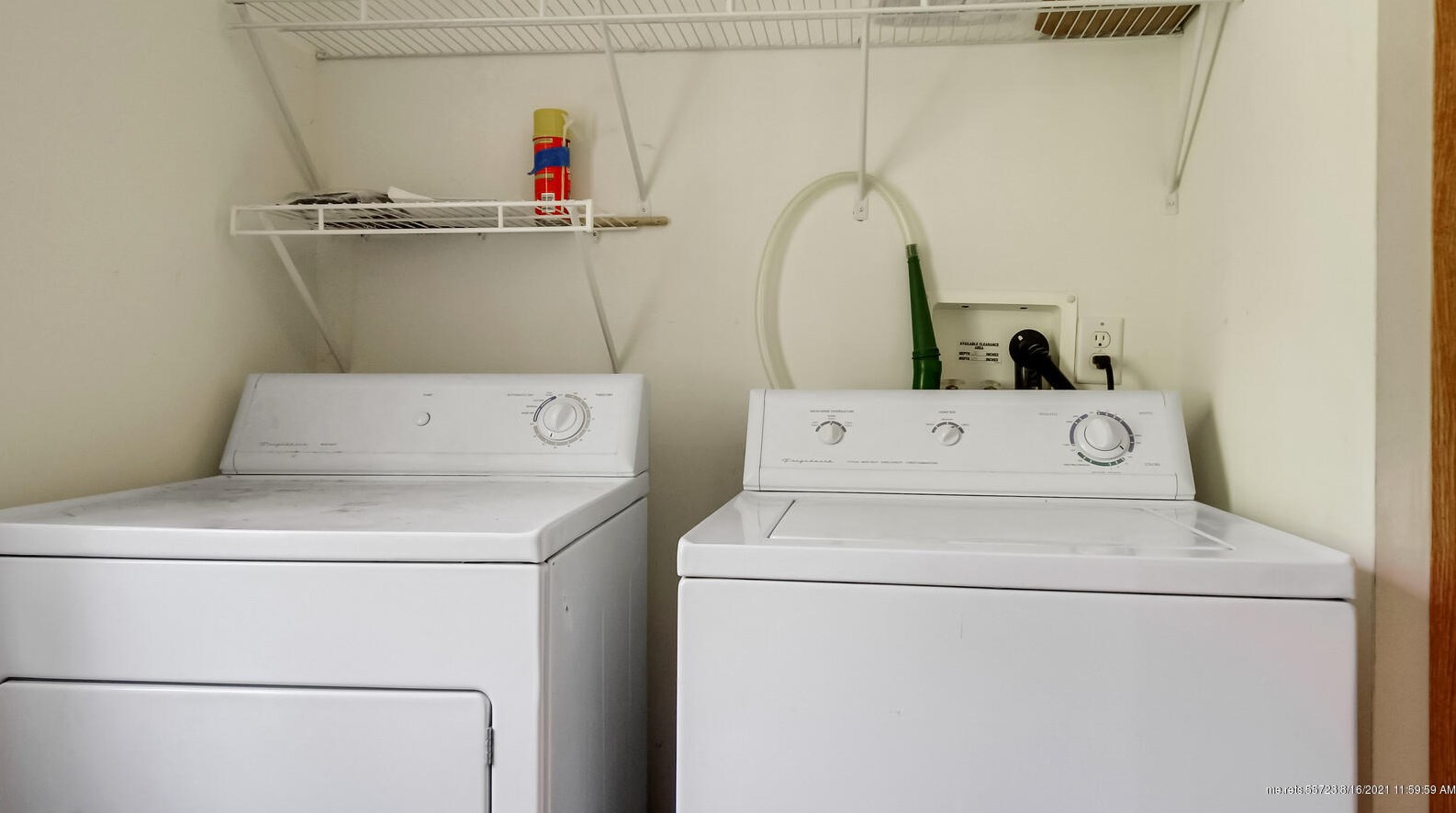 14 Bennett Ln, Pittston ME  04345-6076 exterior