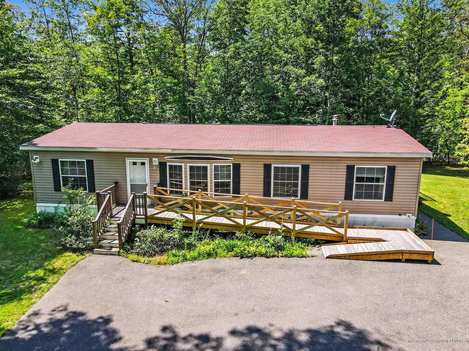 14 Bennett Ln, Pittston ME  04345-6076 exterior