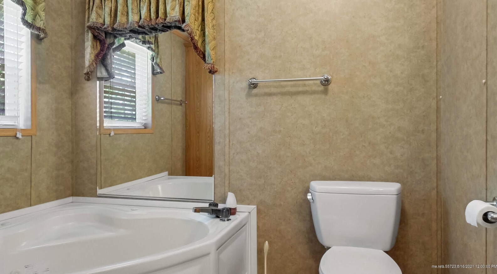 14 Bennett Ln, Pittston ME  04345-6076 exterior