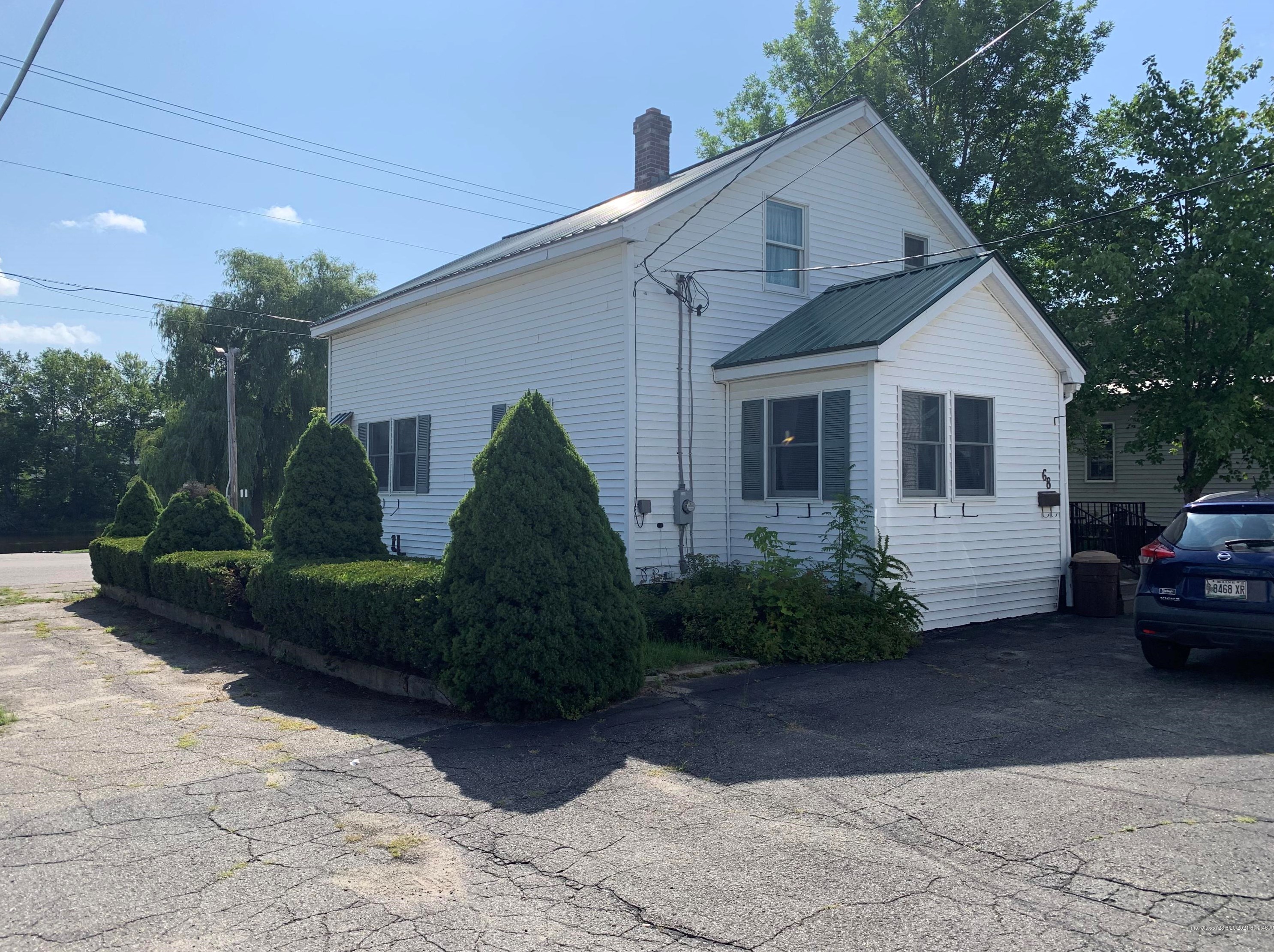 68 Congress St, Millinocket, ME 04462