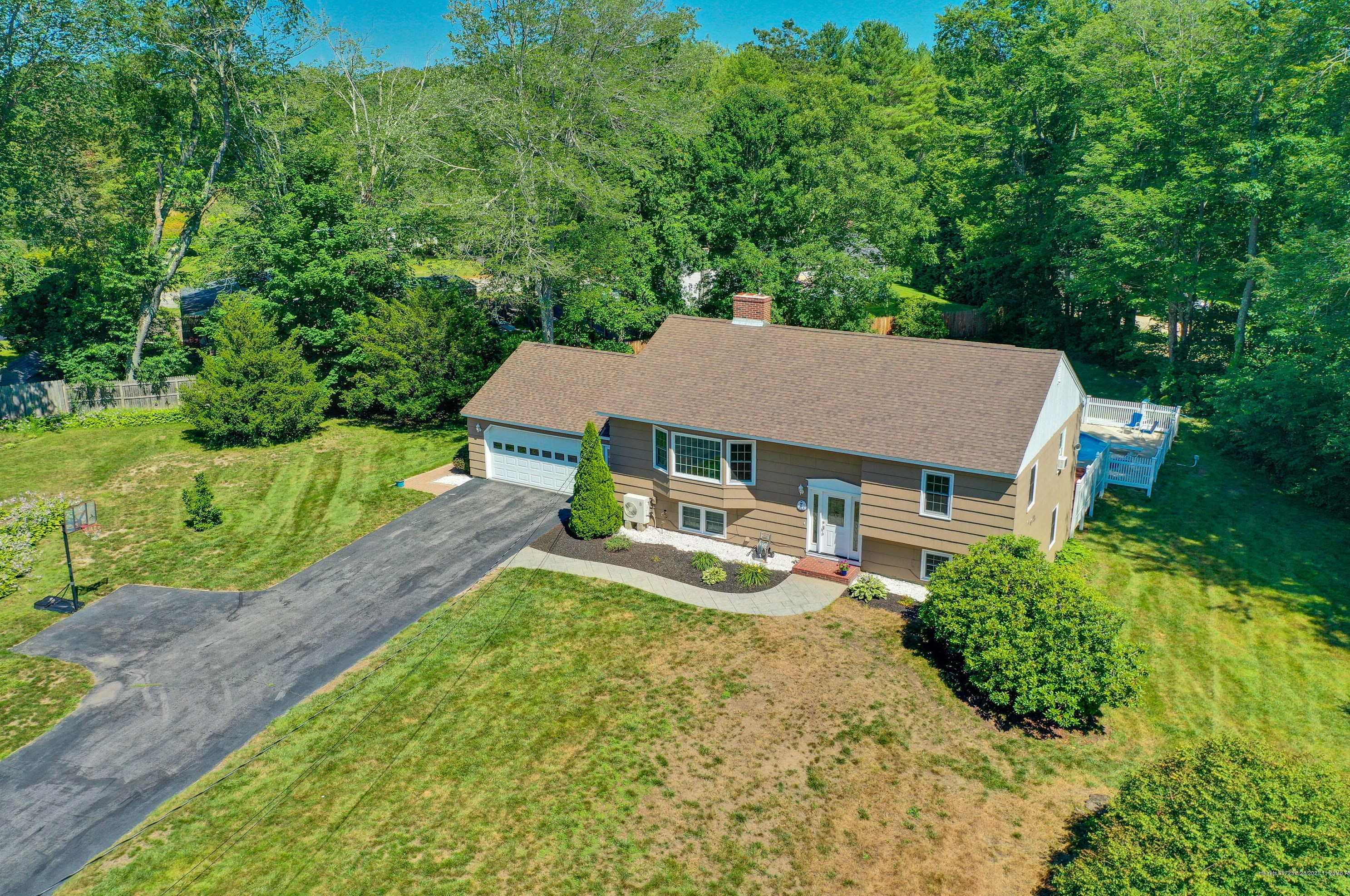 4 Forest Ln, Kennebunk ME  04043-6919 exterior