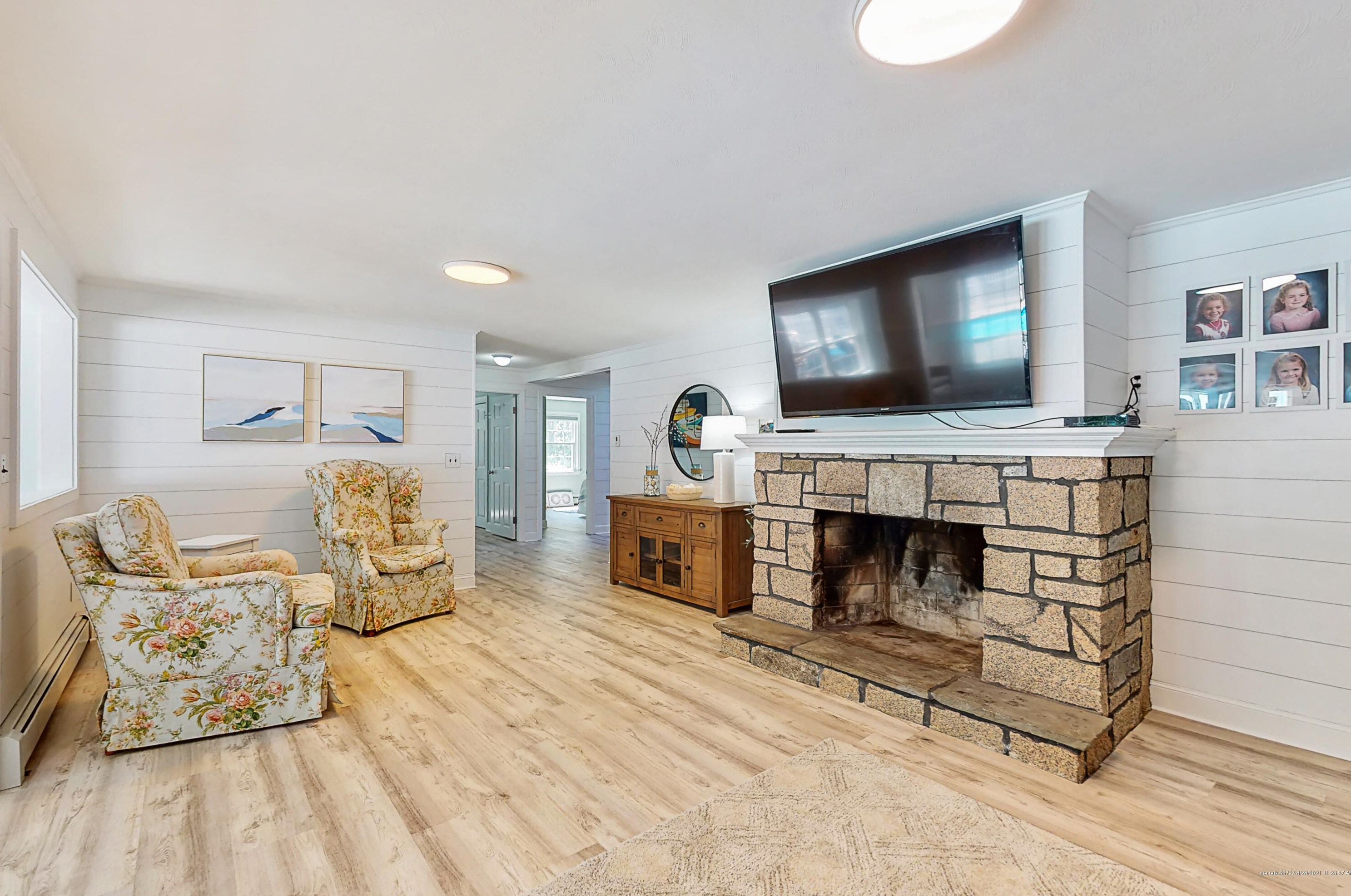 4 Forest Ln, Kennebunk ME  04043-6919 exterior