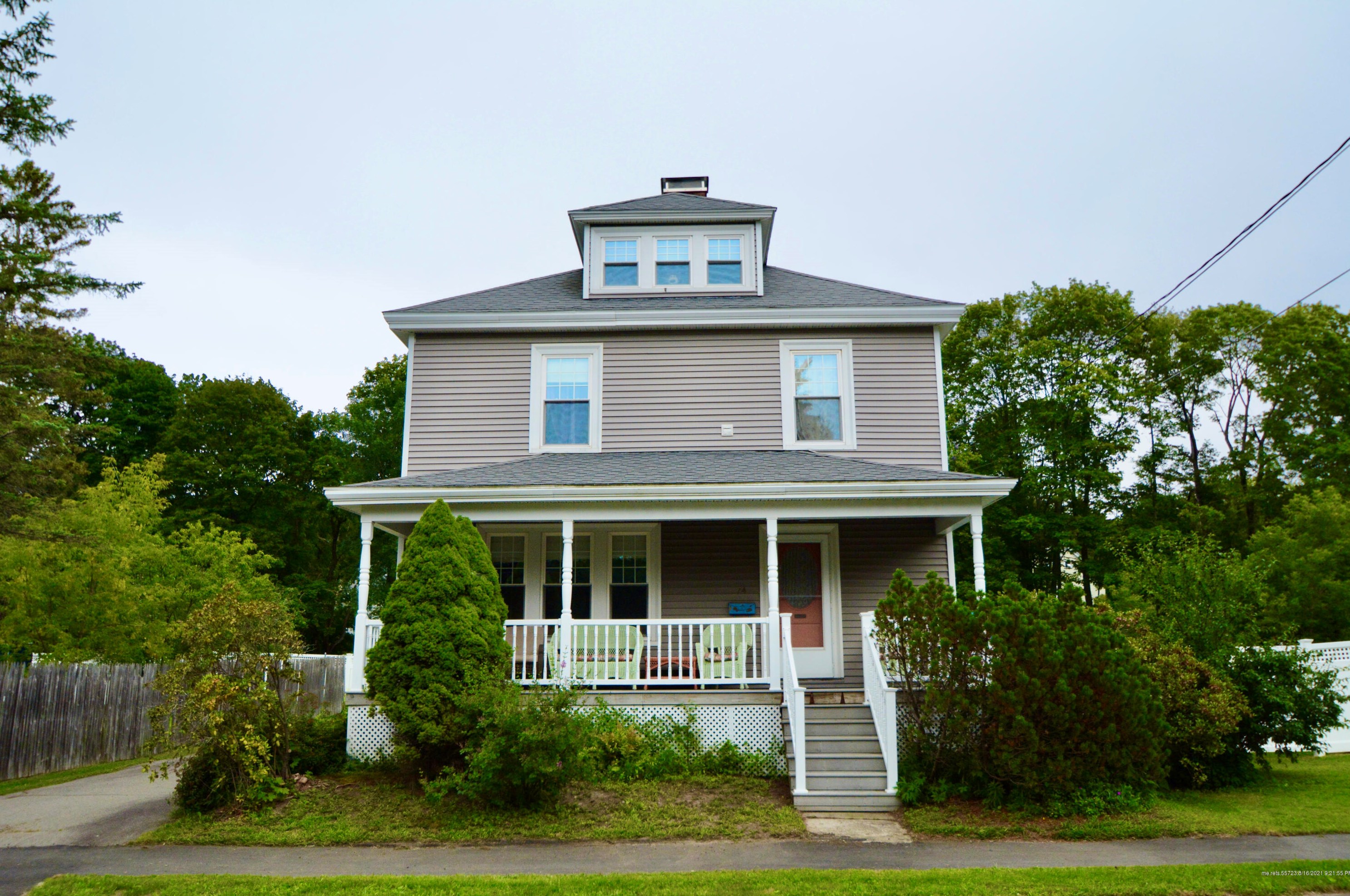 74 Wiley St, Bangor, ME 04401 exterior