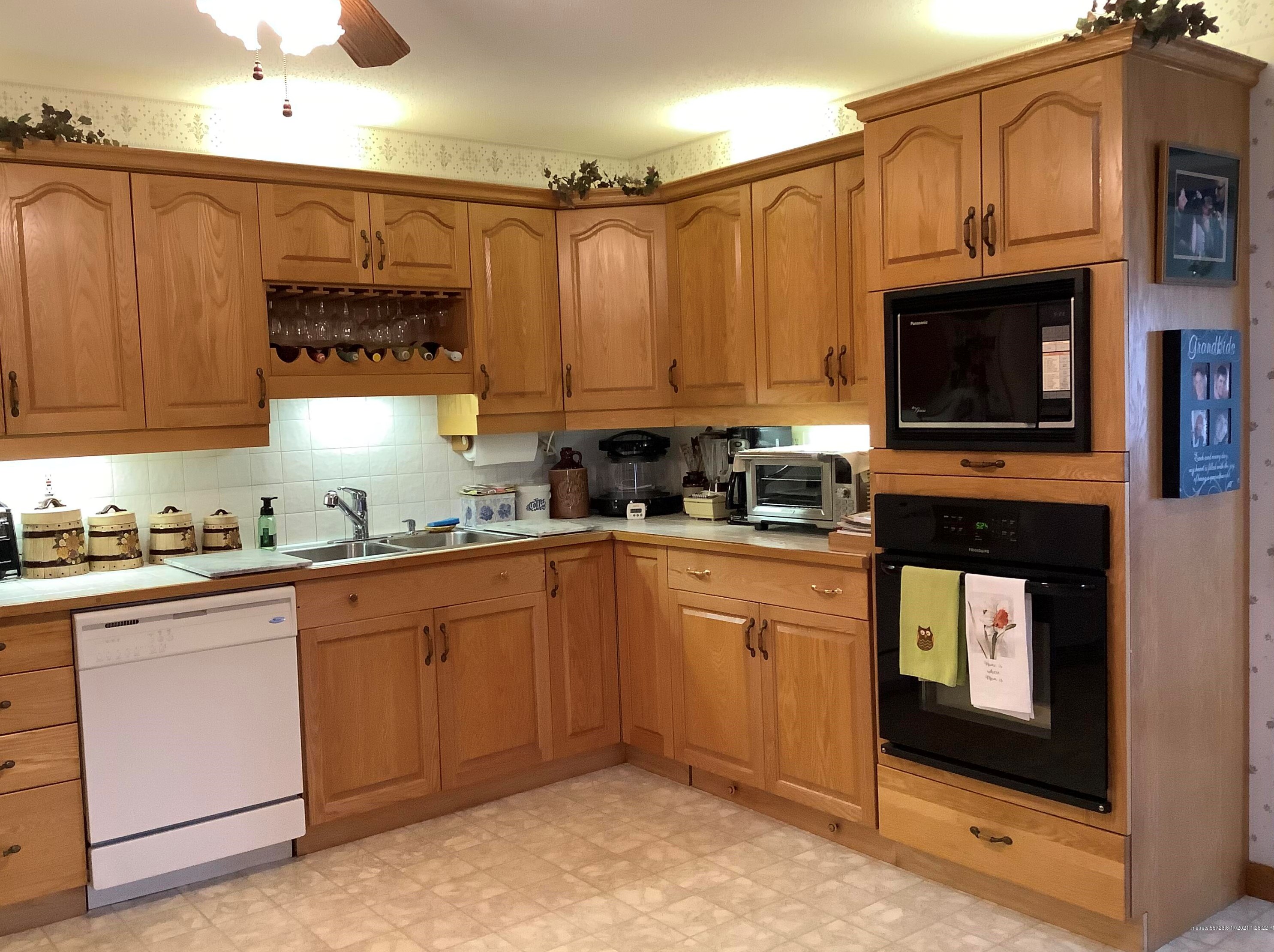 119 Lynne St, Cyr Plt, ME 04785