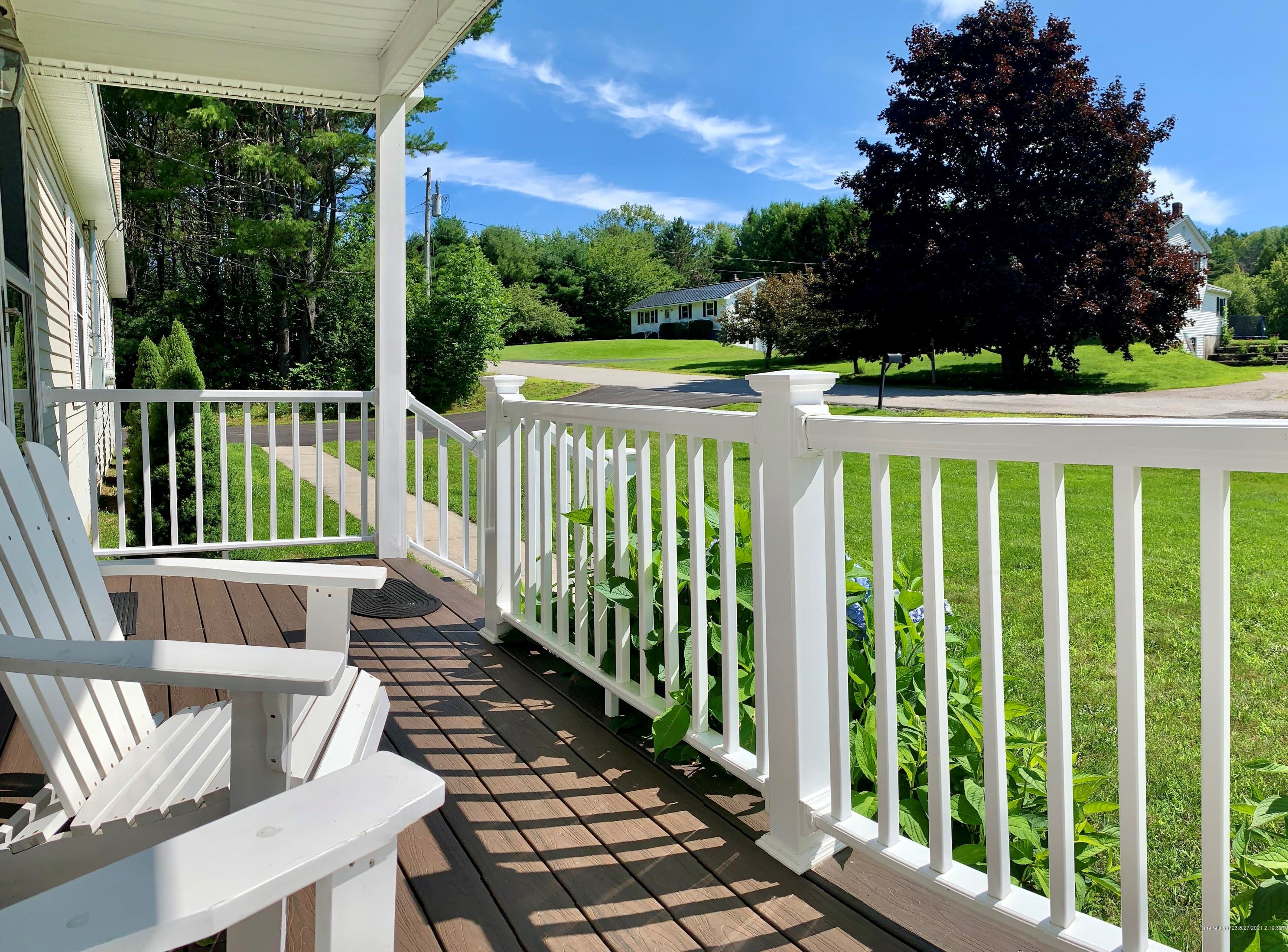 33 Cedar St, Verona Island, ME 04416