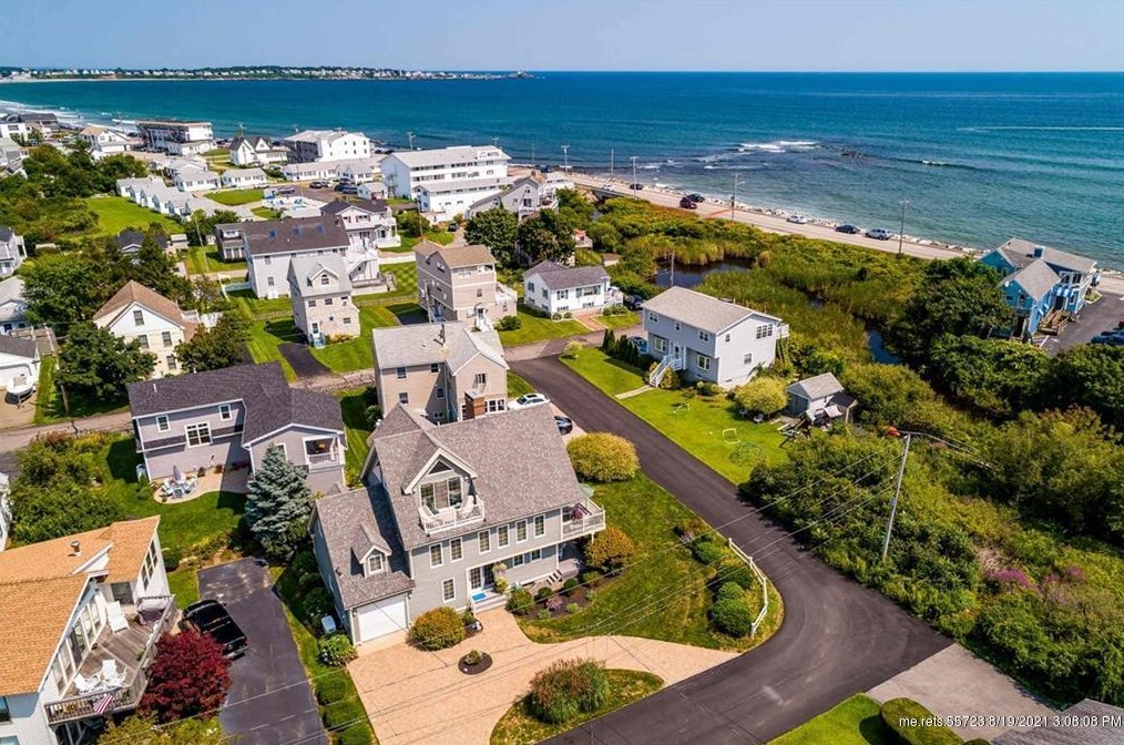 20 Beechwood, York, ME 03909