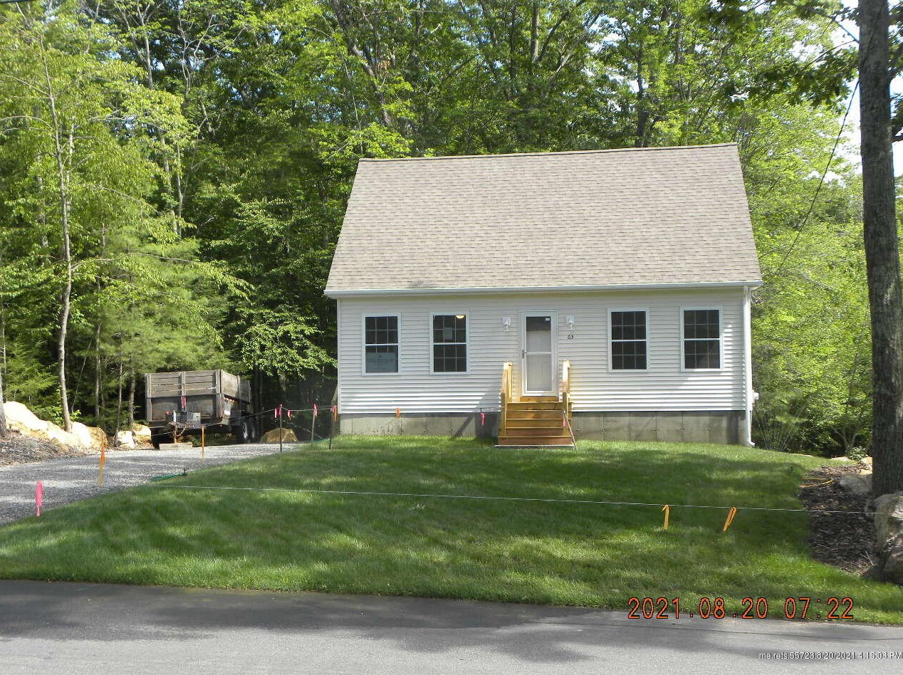 63 Grammar St, Sanford, ME 04073-1919