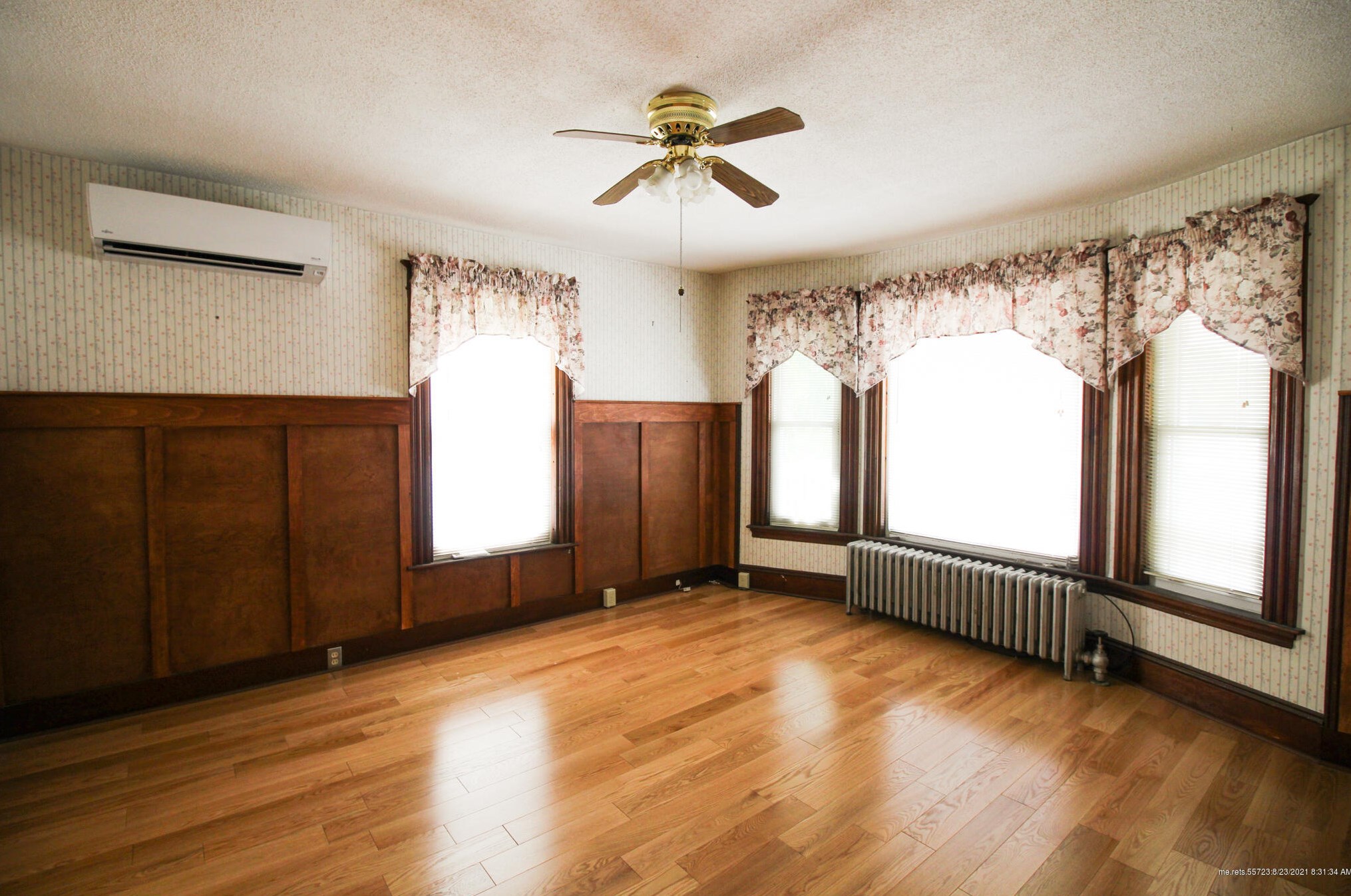 25 Thatcher St, Bangor ME  04401-6817 exterior