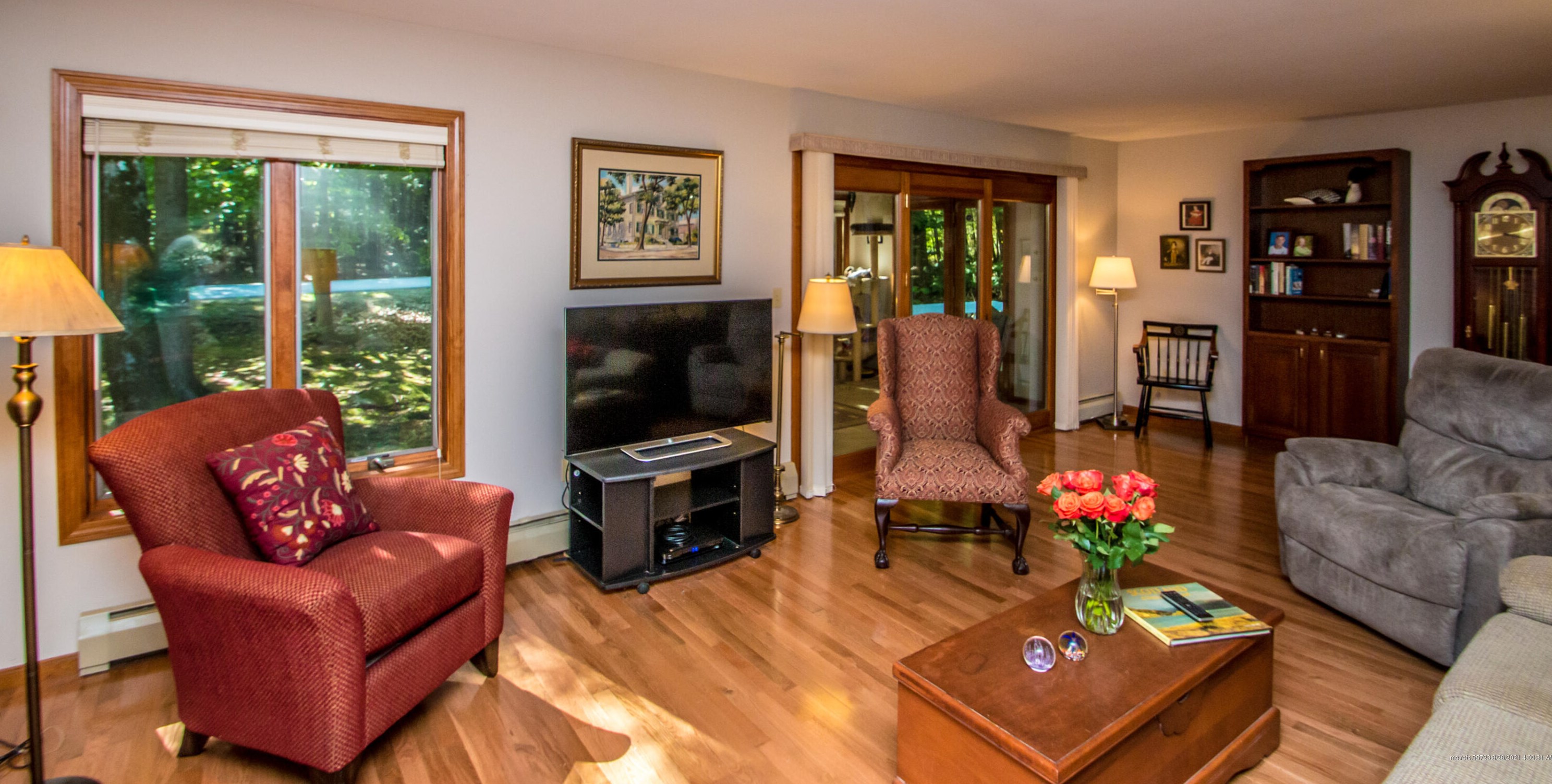 52 Birch Forest Dr, Standish ME  04084-5248 exterior