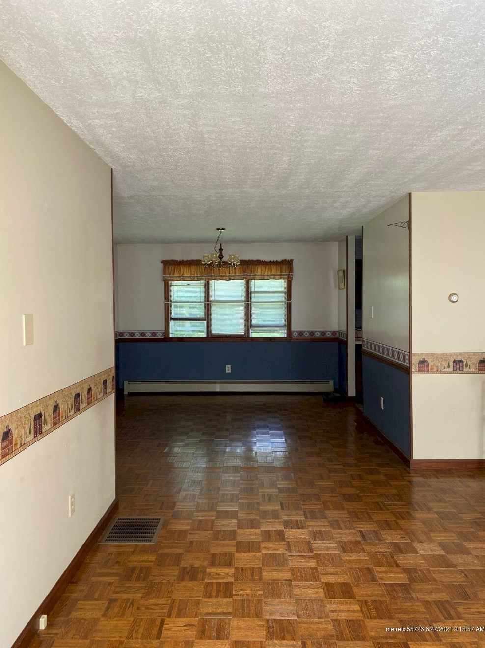 15 Pine St, Norridgewock, ME 04957