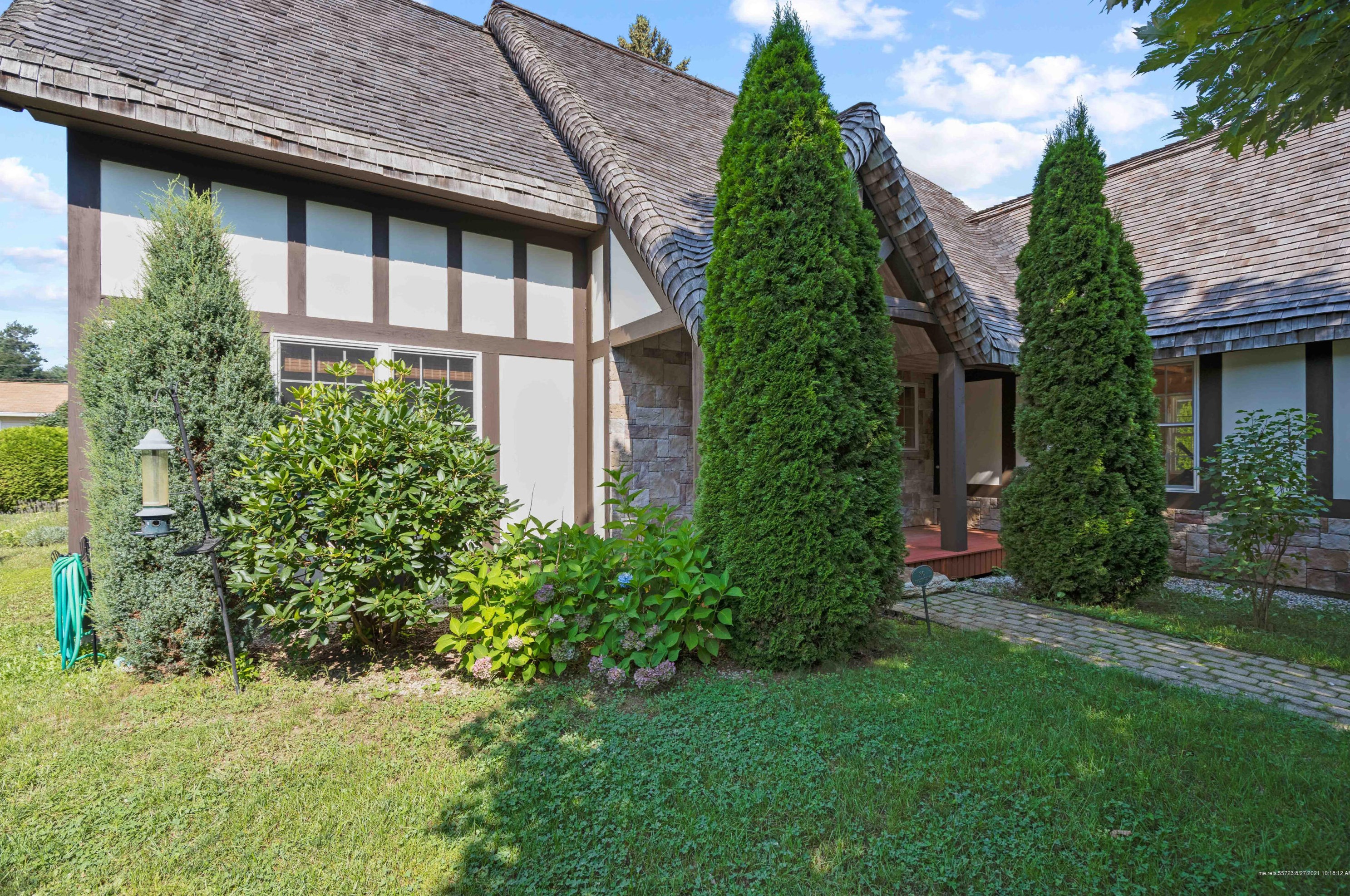 25 Stepping Stone Ln, Portland ME  04103-1322 exterior