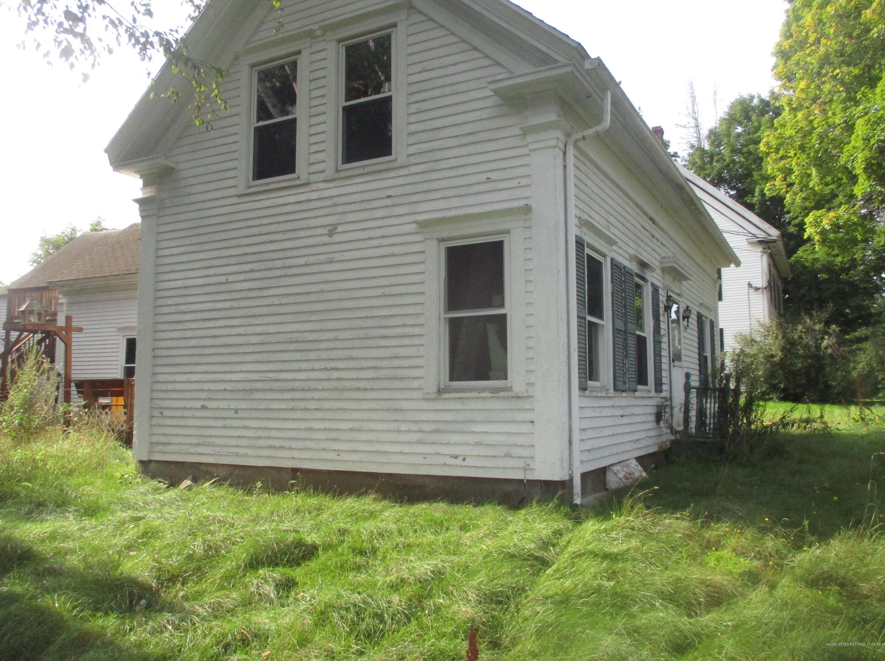 18 Ferry Rd, Lisbon, ME 04250